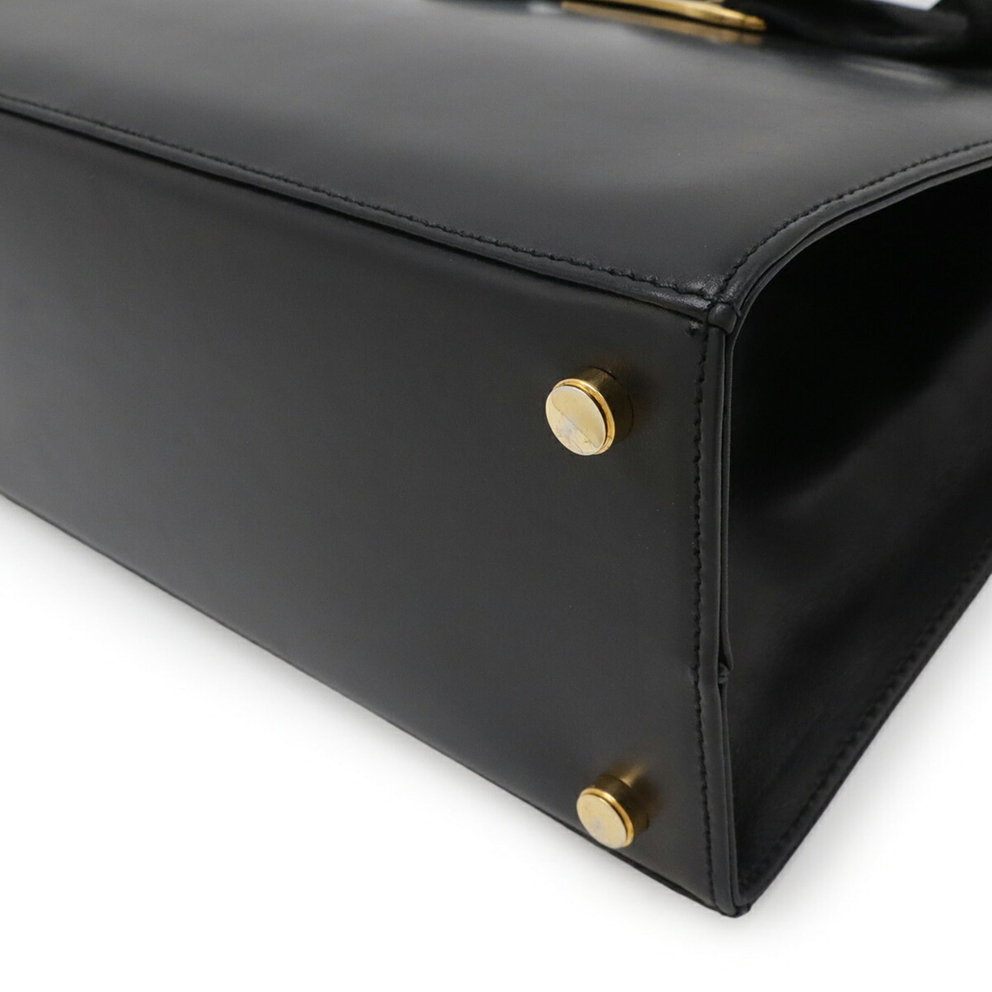 Salvatore Ferragamo Black Leather Handbag Shoulder Bag (Pre-Owned)