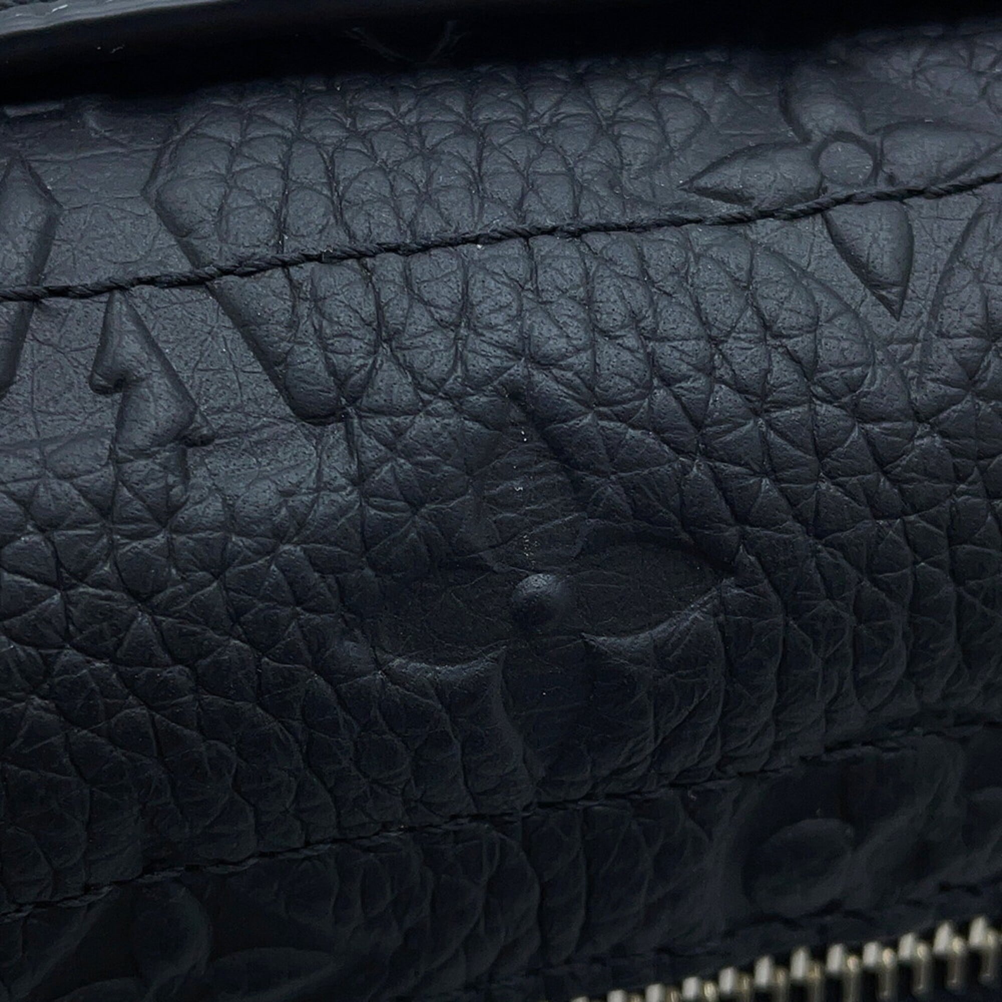 Louis Vuitton Taurillon Black Noir Handbag Shoulder Bag (Pre-Owned)