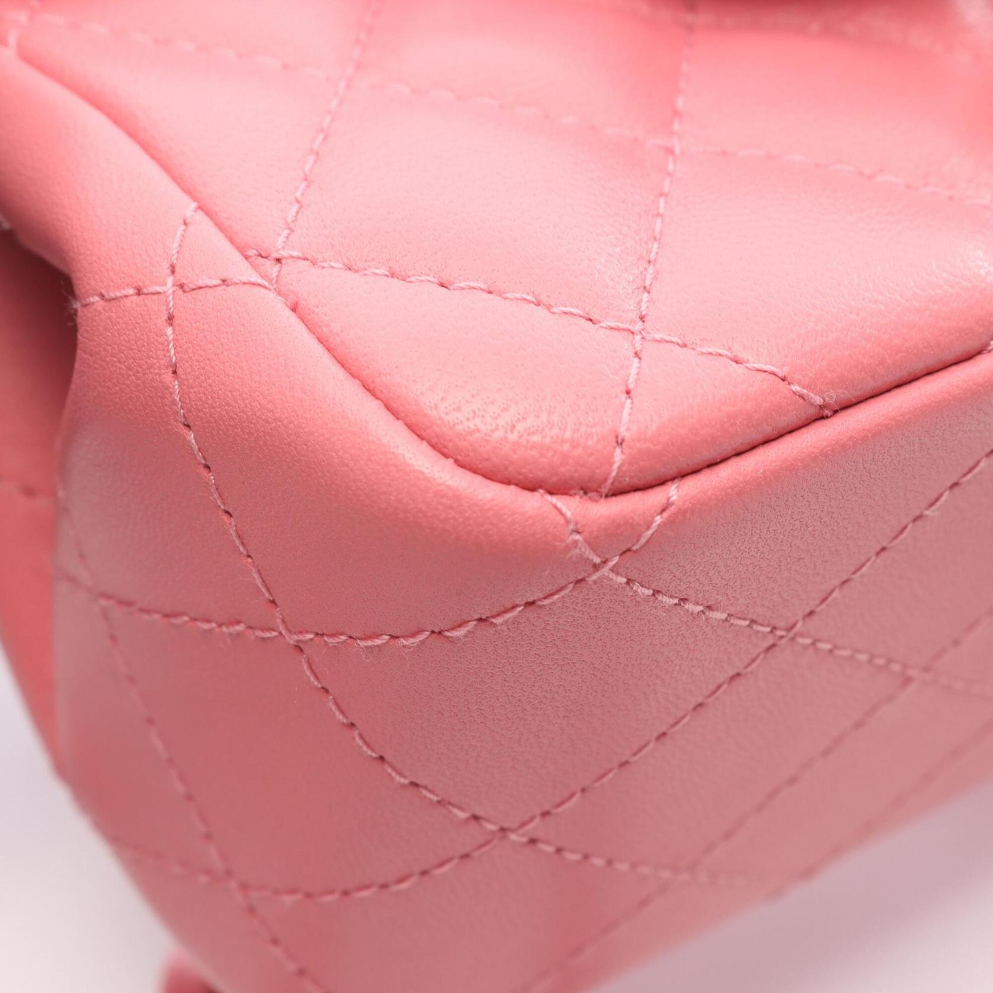 Chanel Pink Leather Handbag Shoulder Bag (Pre-Owned)