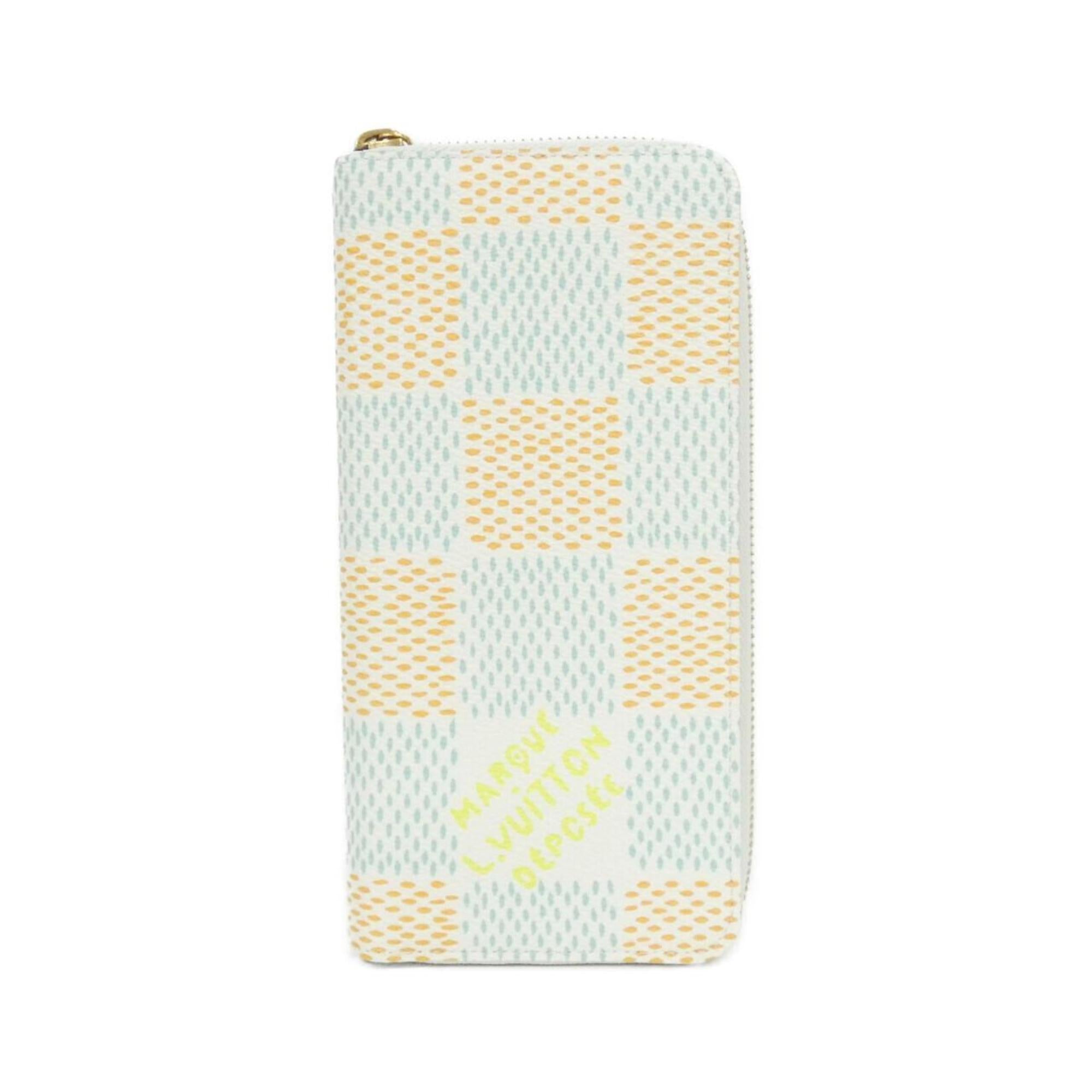 Louis Vuitton Blanc Coated Canvas Long Wallet (Bi-Fold) (Pre-Owned)