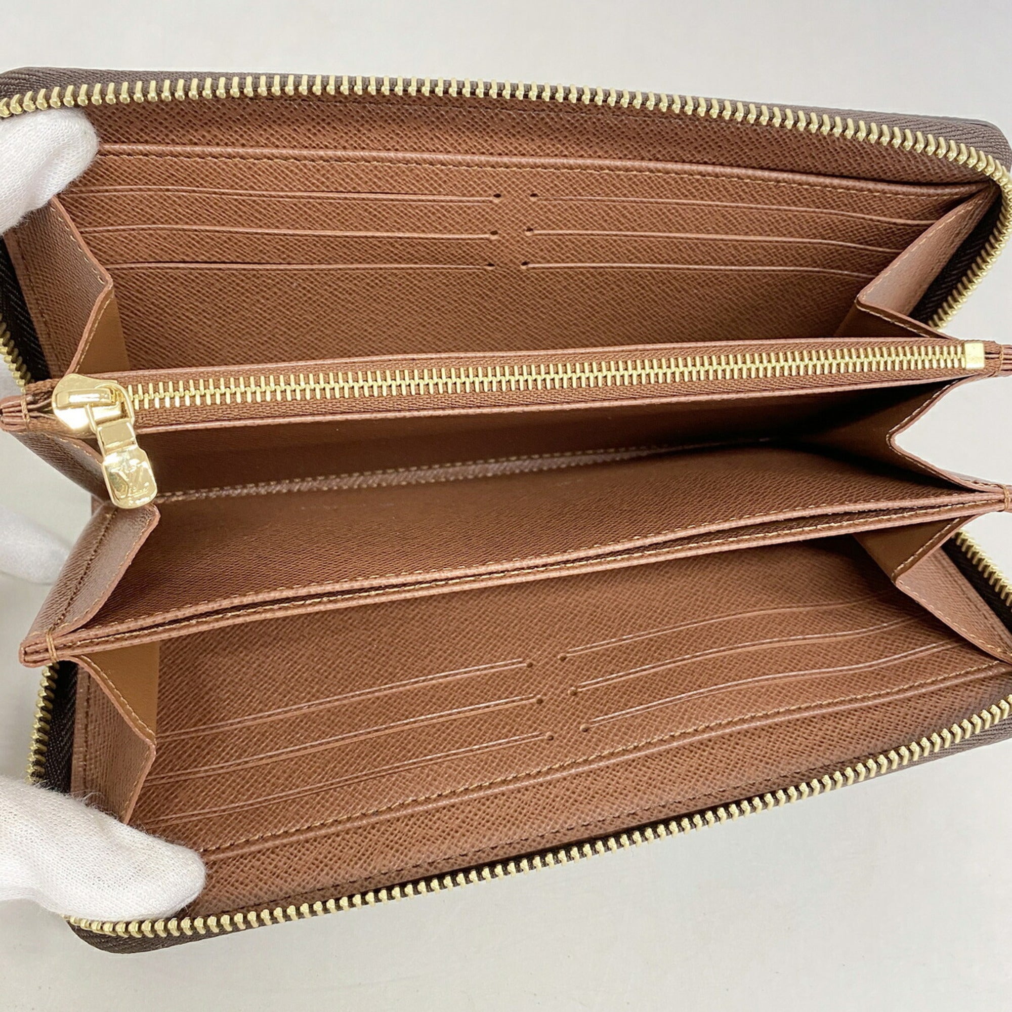Louis Vuitton Brown Long Wallet (Bi-Fold) (Pre-Owned)