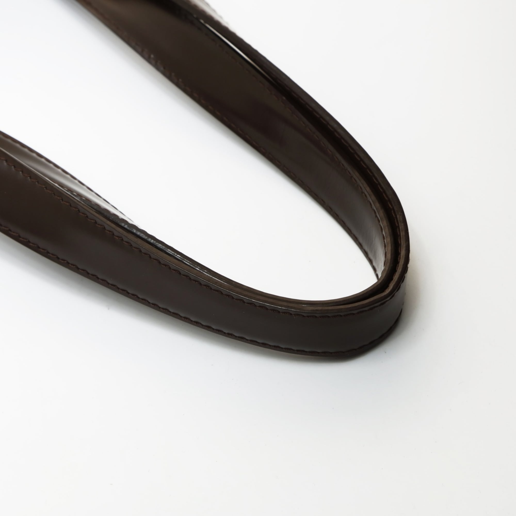 Louis Vuitton Brown Shoulder Bag (Pre-Owned)