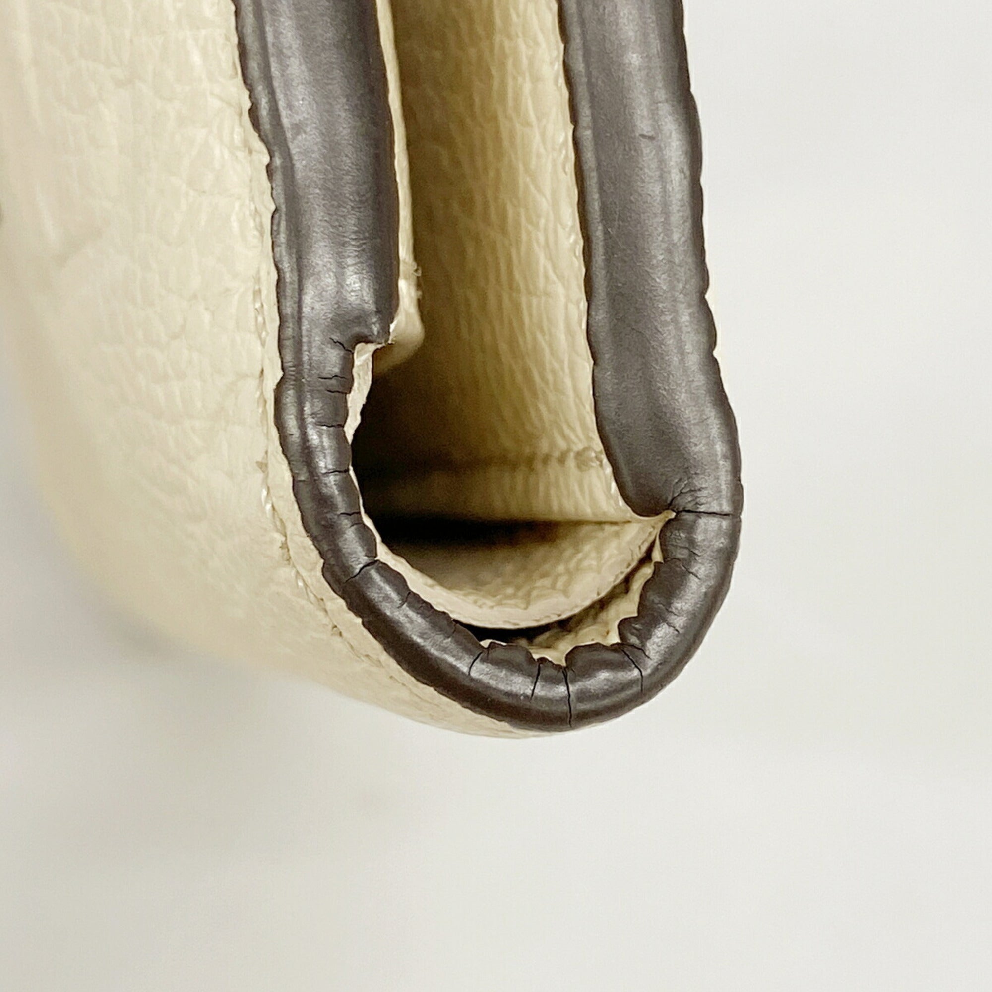 Louis Vuitton Cream Wallet (Tri-Fold) (Pre-Owned)