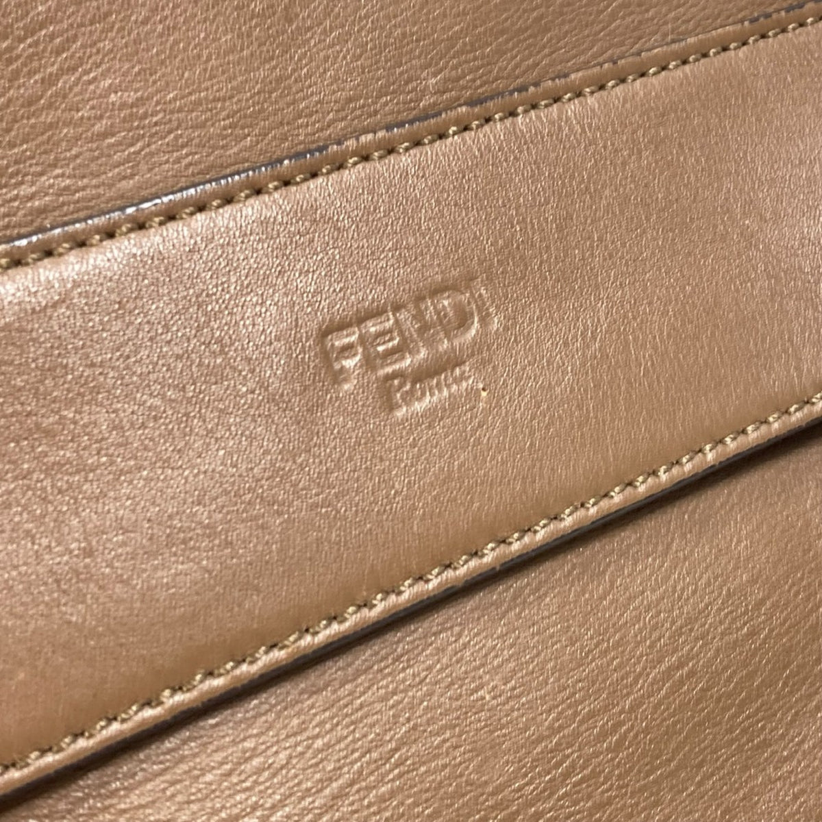 Fendi Brown Leather Handbag (Pre-Owned)