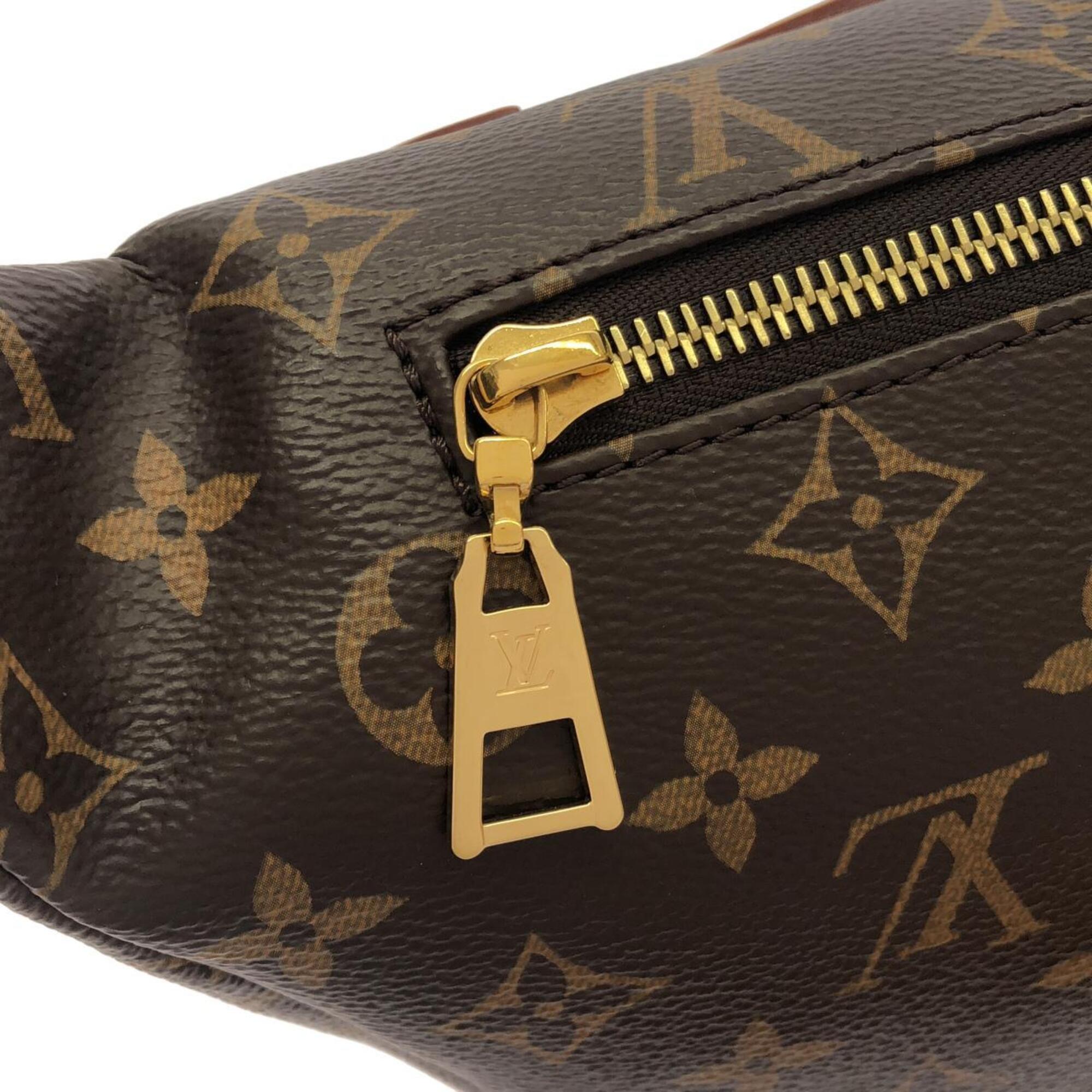 Louis Vuitton Marron Coated Canvas Shoulder Bag (Pre-Owned)