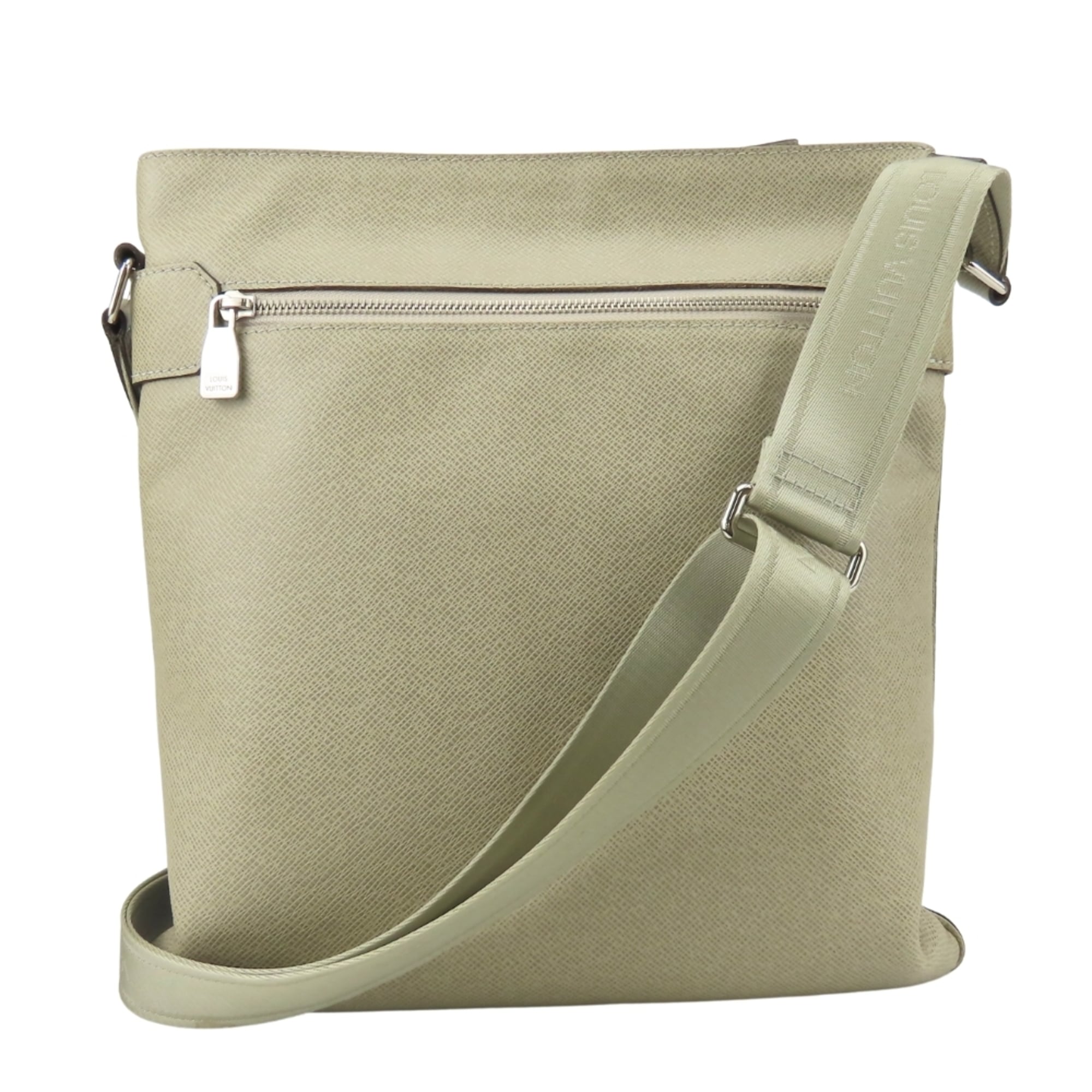 Louis Vuitton Grayish Polaire Taiga Leather Shoulder Bag (Pre-Owned)