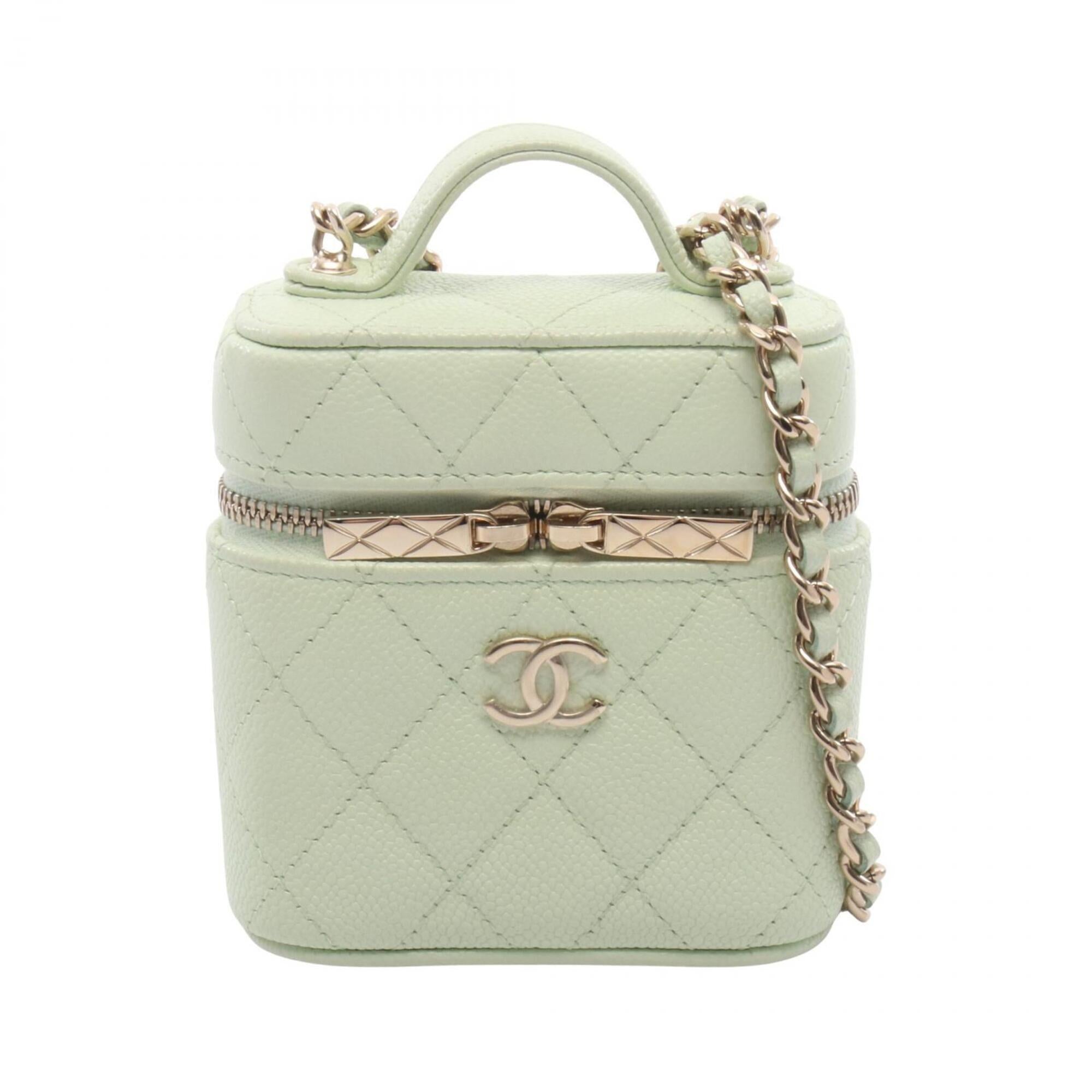Chanel Green Grained Calfskin Handbag Shoulder Bag (Pre-Owned)