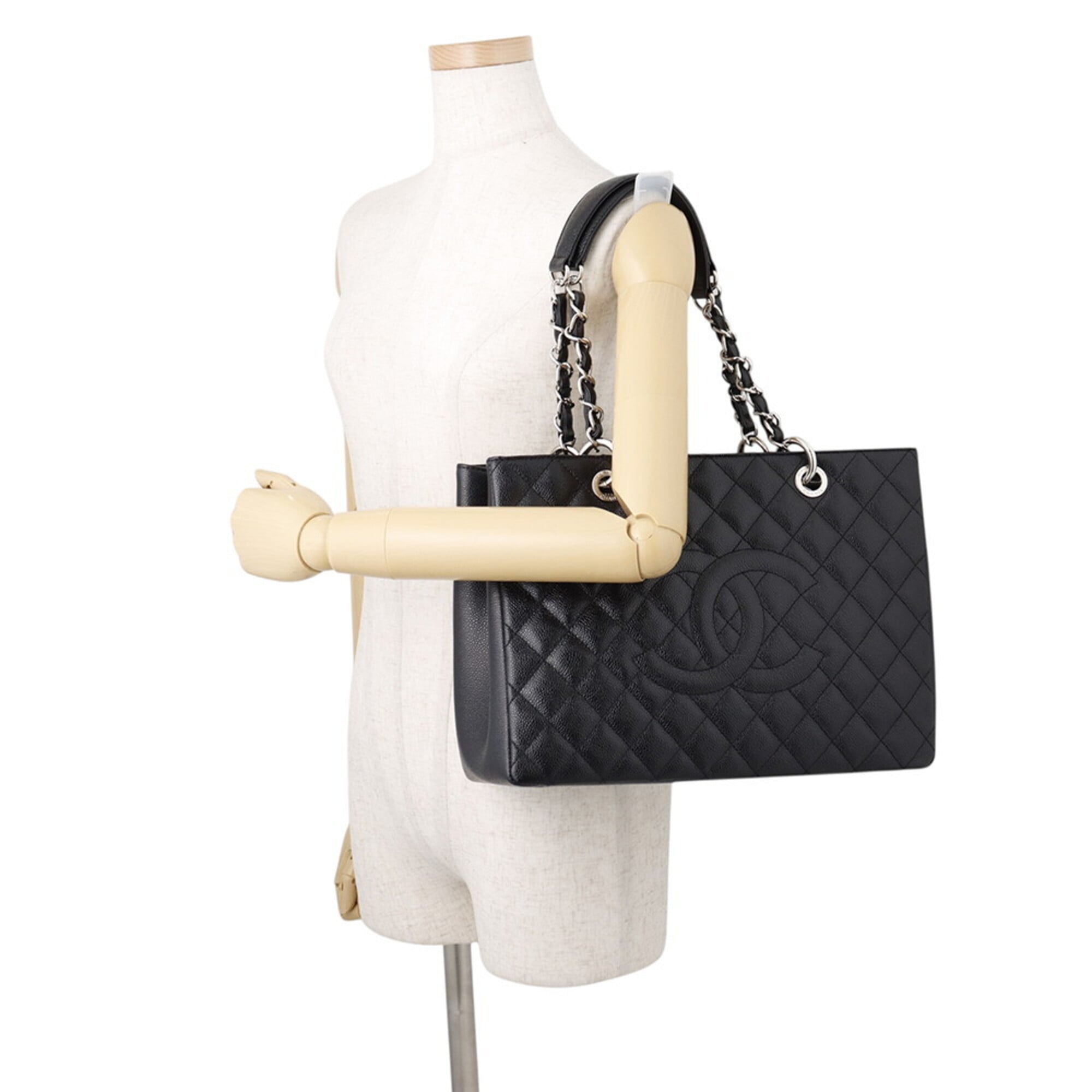 Chanel Matelasse Black Grained Calfskin Handbag Shoulder Bag (Pre-Owned)