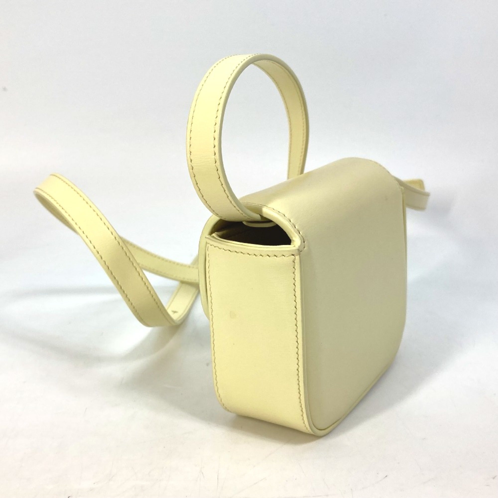 Celine Yellow Leather Shoulder Bag (Pre-Owned)