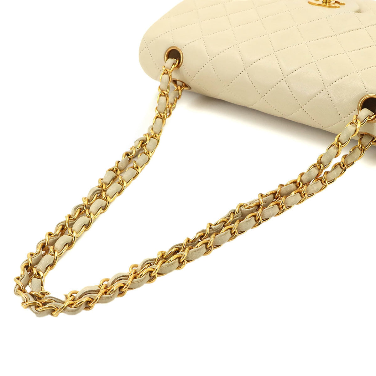 Chanel Beige Leather Handbag Shoulder Bag (Pre-Owned)