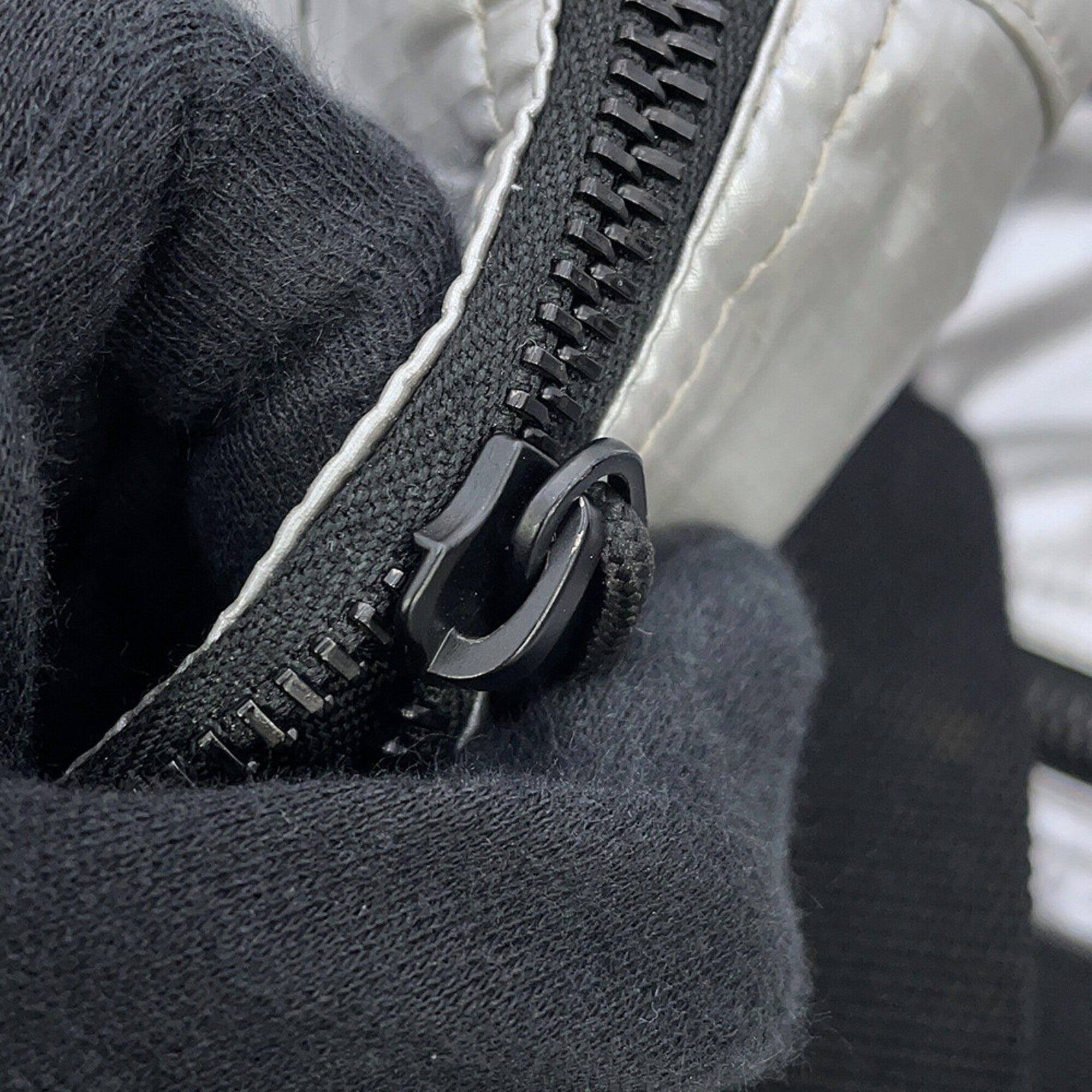 Saint Laurent Black Silver Nylon Canvas Boston Bag (Pre-Owned)