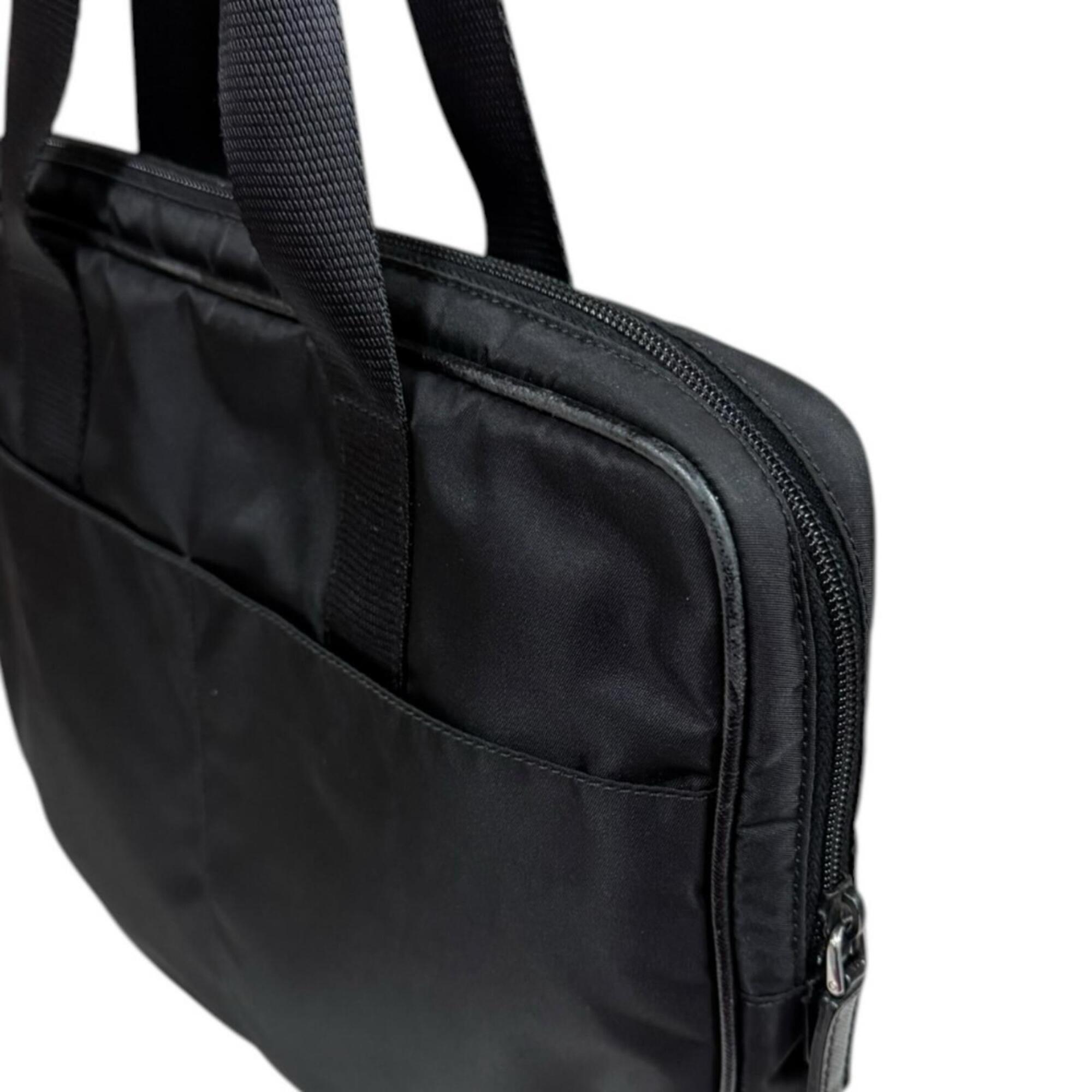 Prada Black Nylon Shoulder Bag (Pre-Owned)