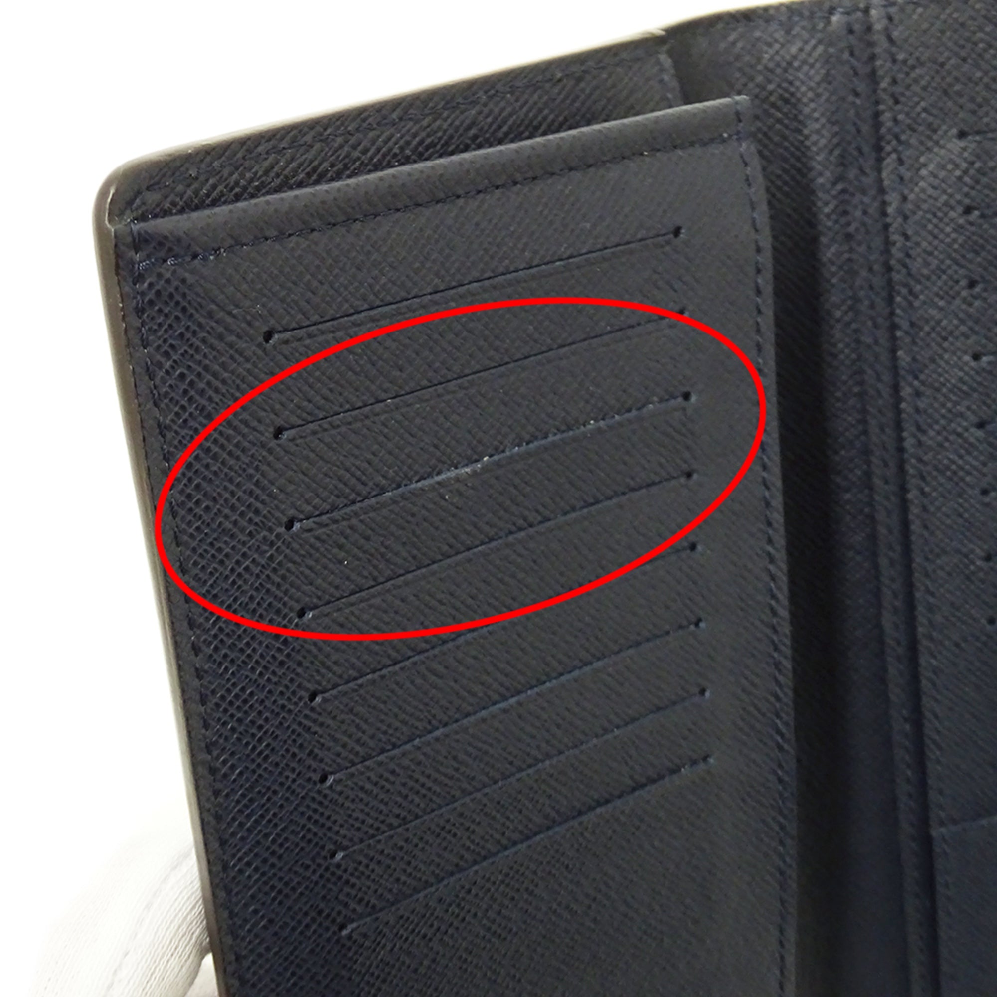 Louis Vuitton Navy Blue Epi Leather Long Wallet (Bi-Fold) (Pre-Owned)