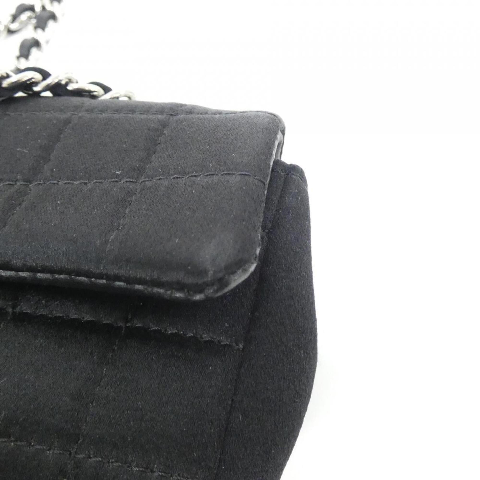 Chanel Black Silk Satin Shoulder Bag (Pre-Owned)