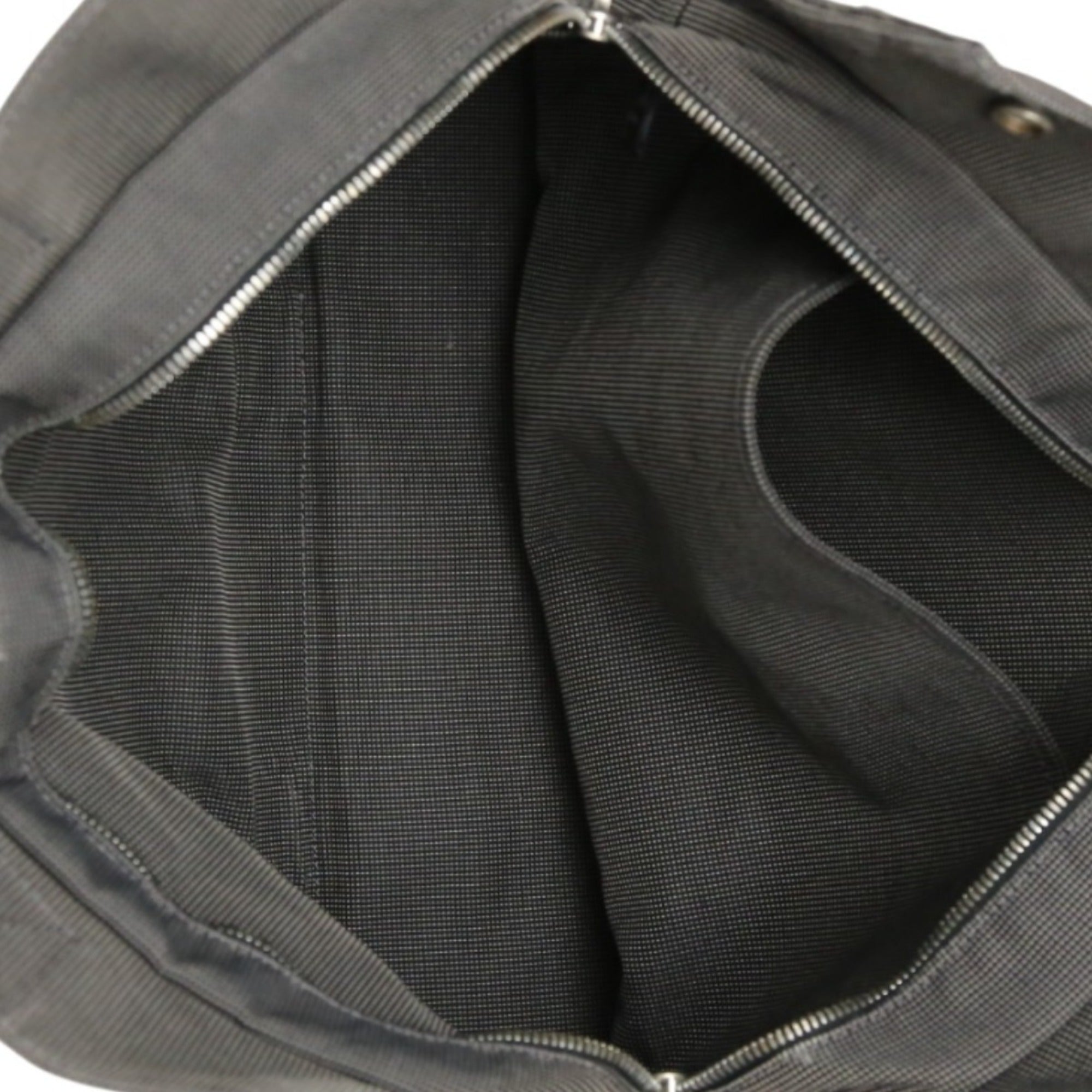 Hermes Her Line Gray Canvas Tote Bag (Pre-Owned)