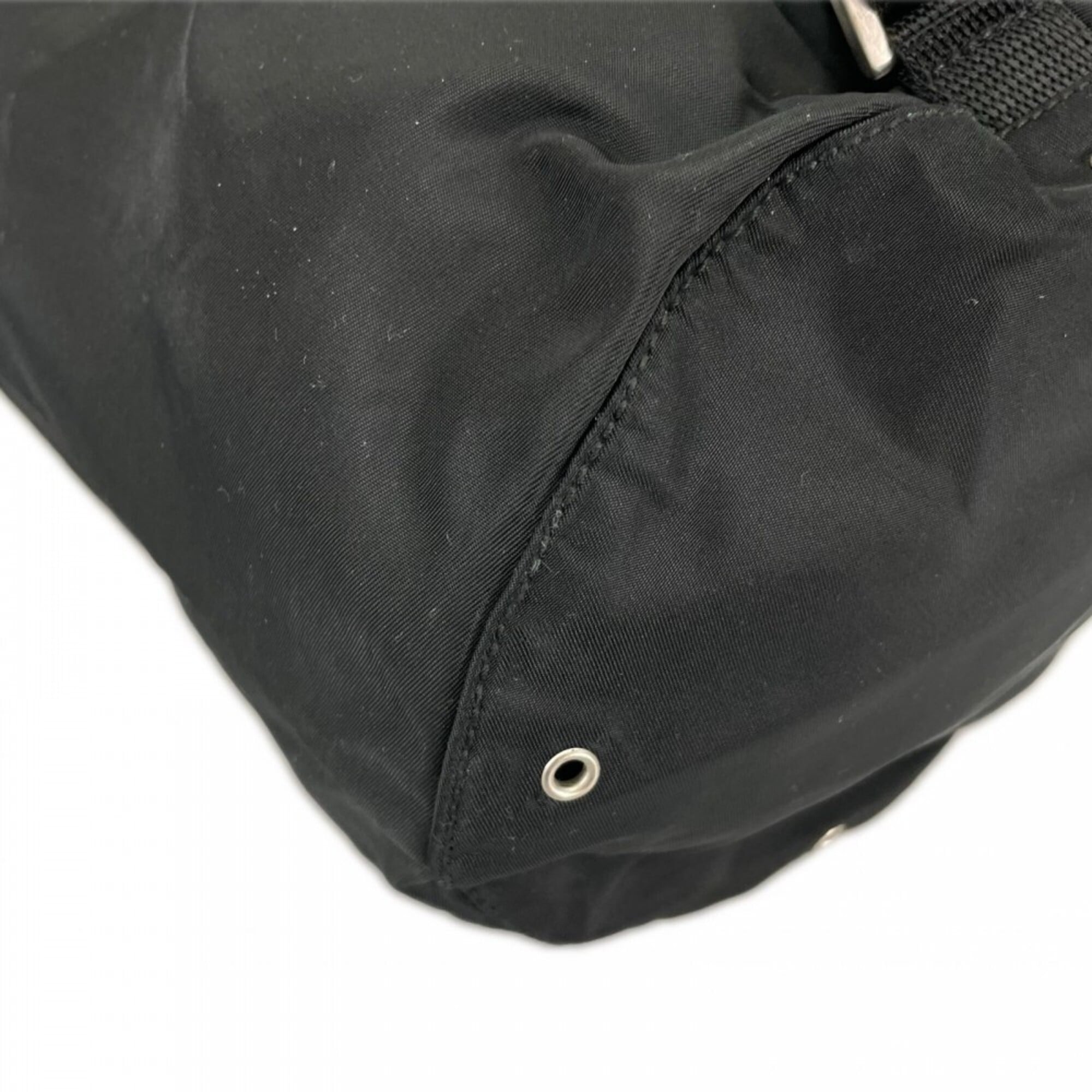 Prada Black Nylon Shoulder Bag (Pre-Owned)