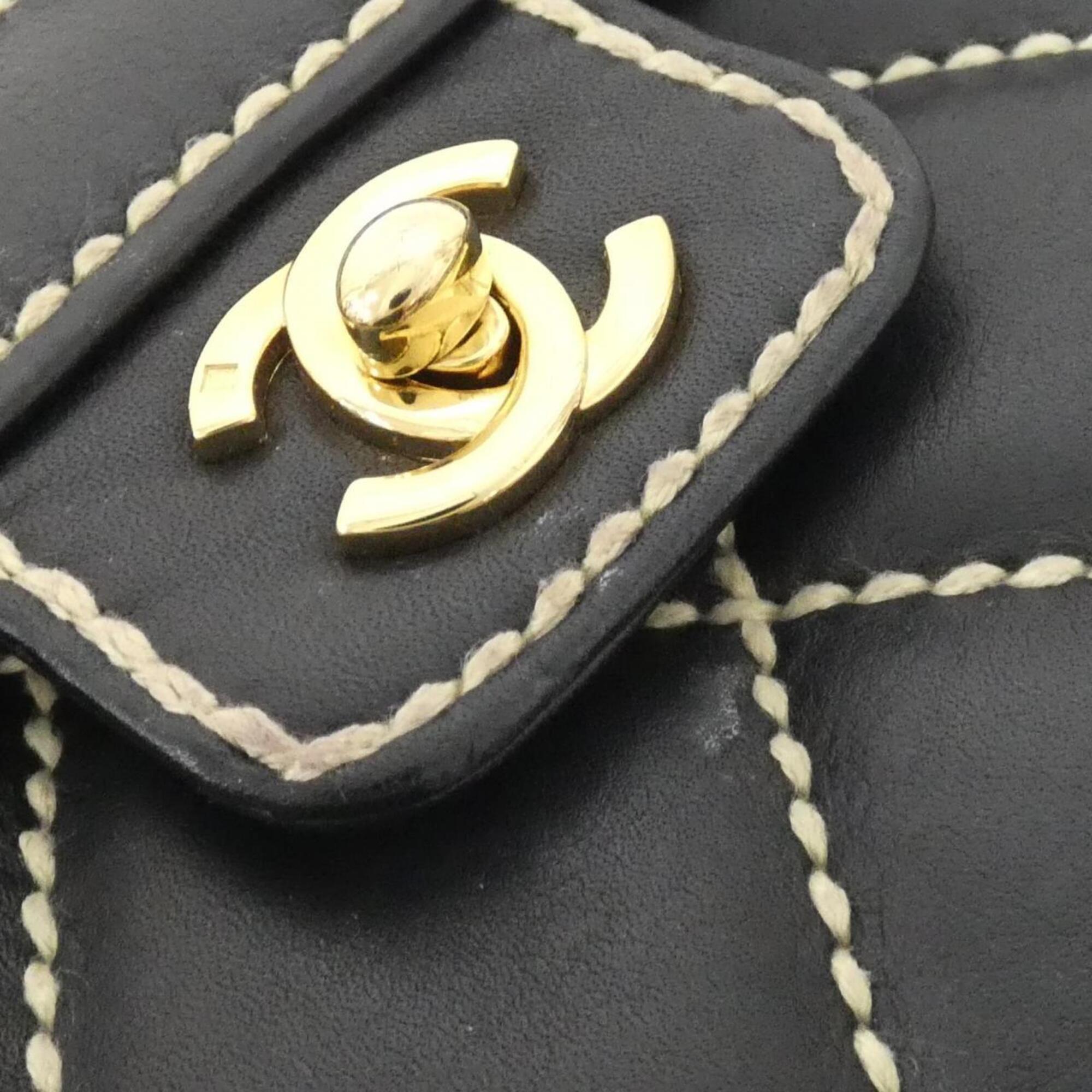 Chanel Black Leather Handbag (Pre-Owned)