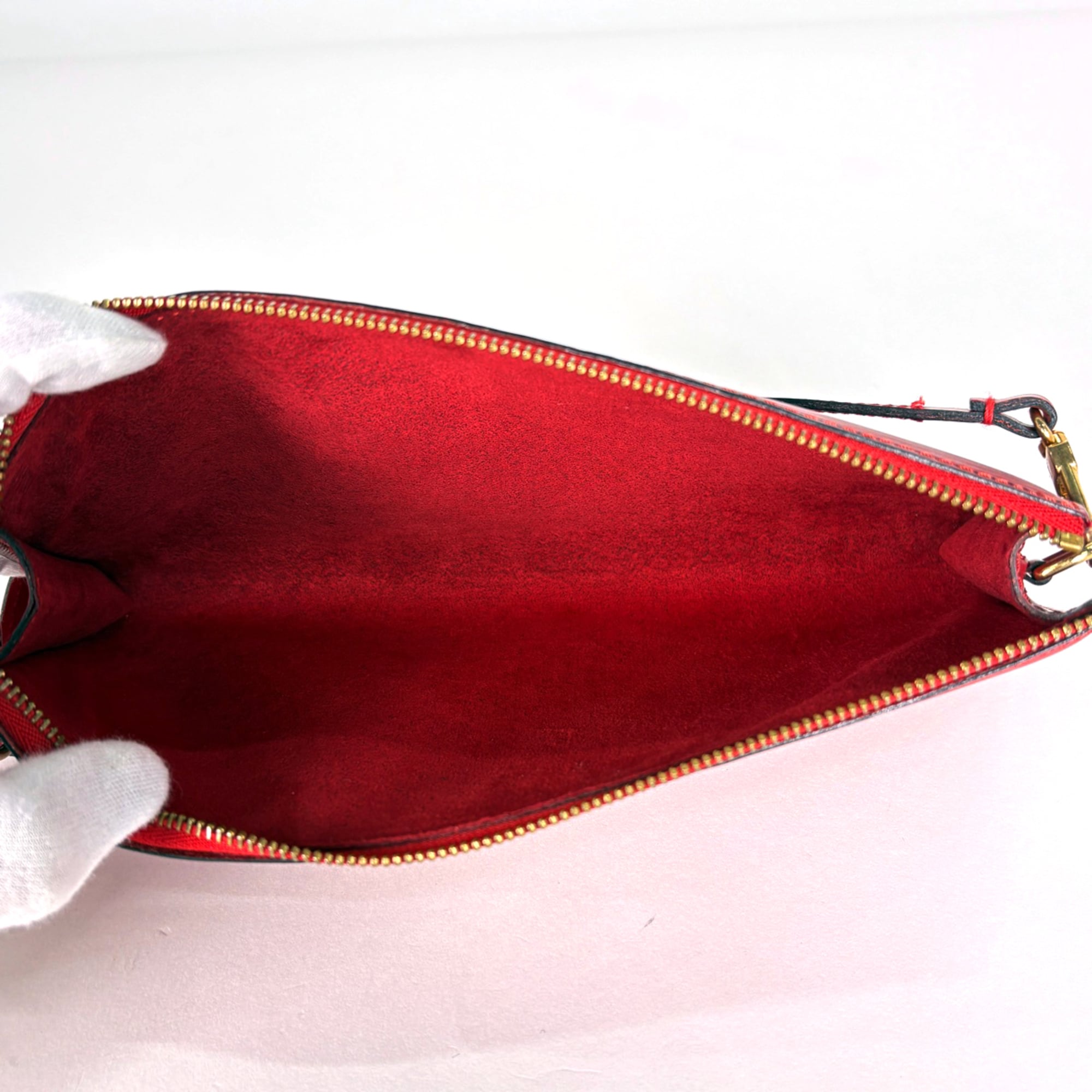 Louis Vuitton Castilian Red Epi Leather Pochette Pouch (Pre-Owned)