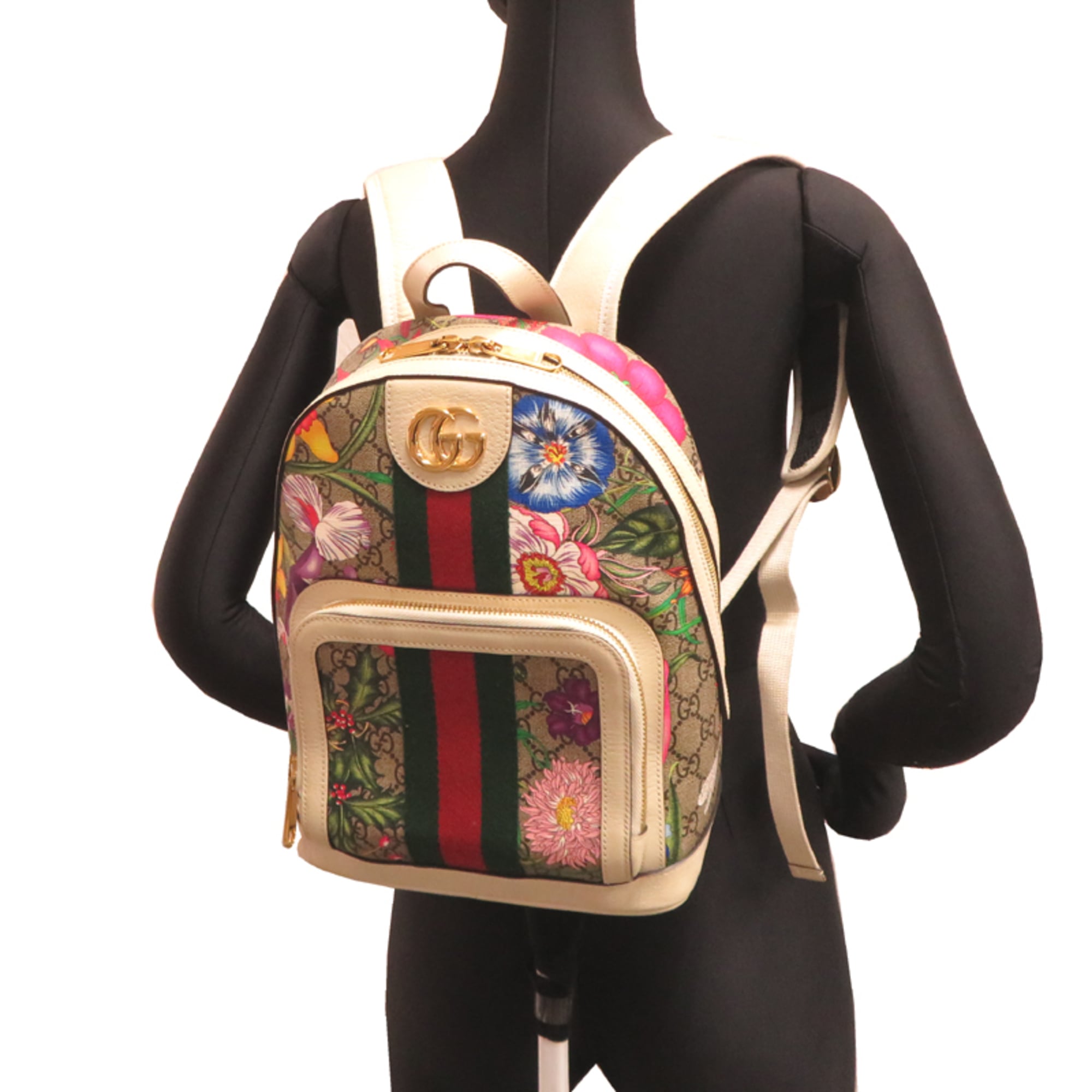 Gucci Beige White Gg Supreme Leather Backpack (Pre-Owned)