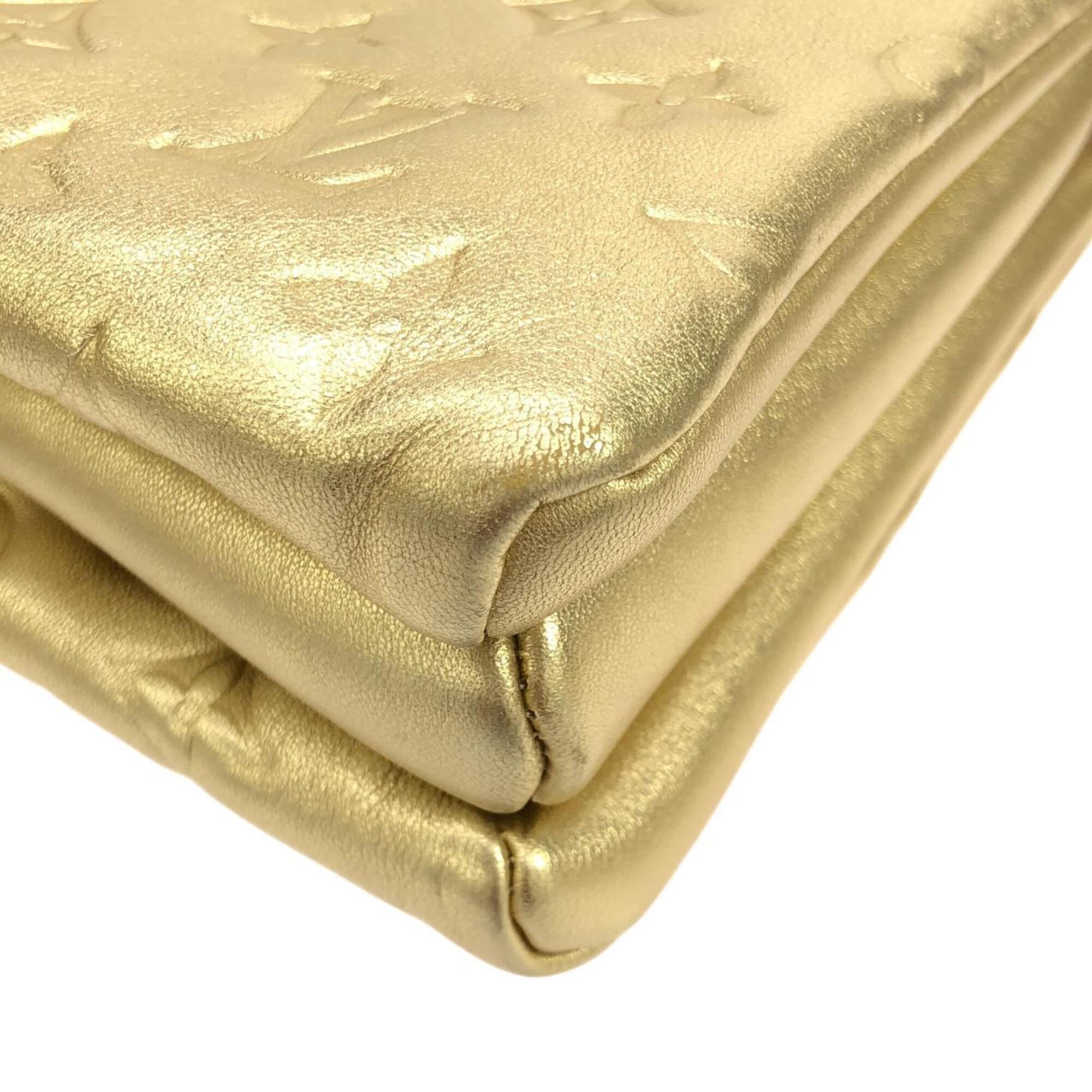 Louis Vuitton Gold Leather Shoulder Bag (Pre-Owned)