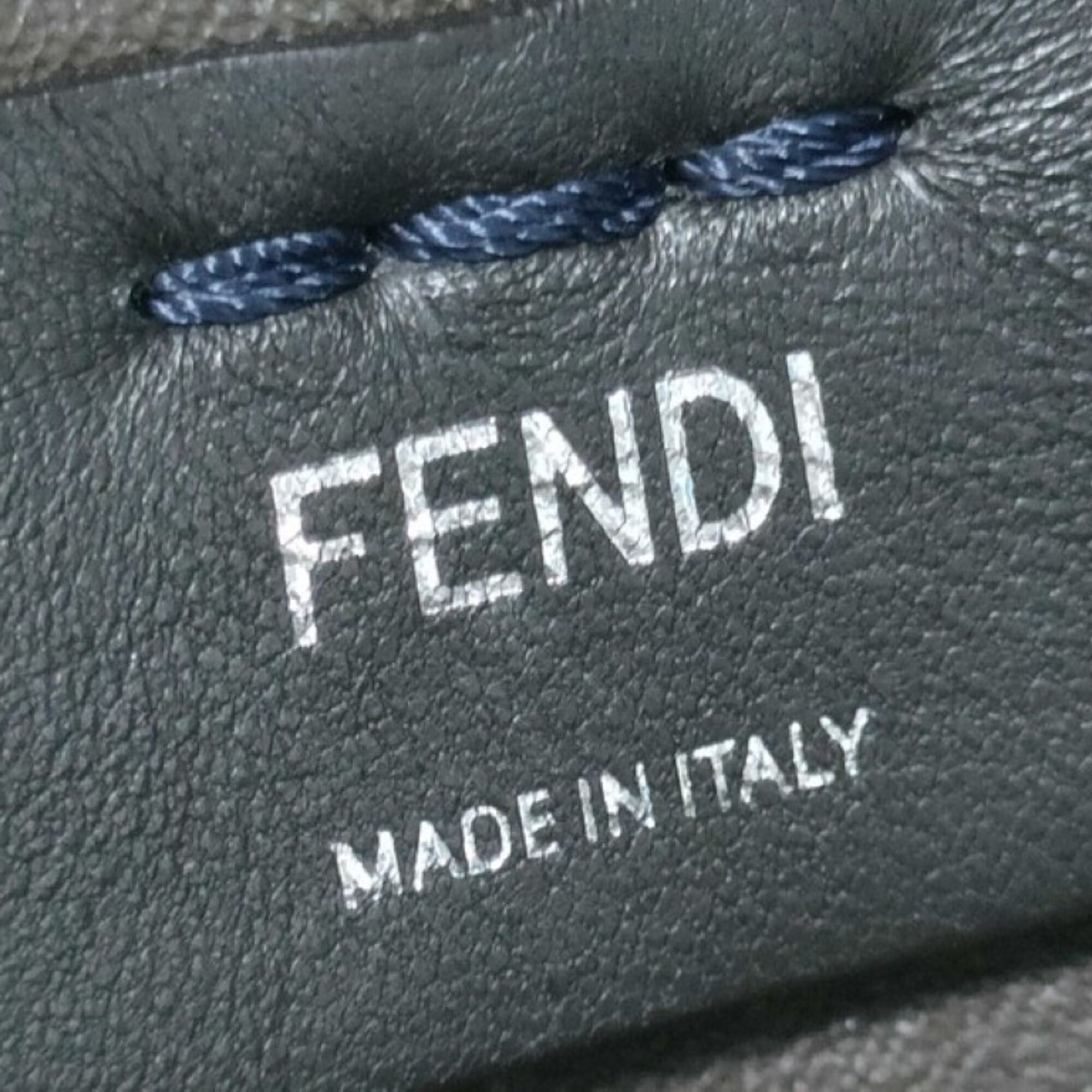 Fendi Blue Leather Handbag (Pre-Owned)