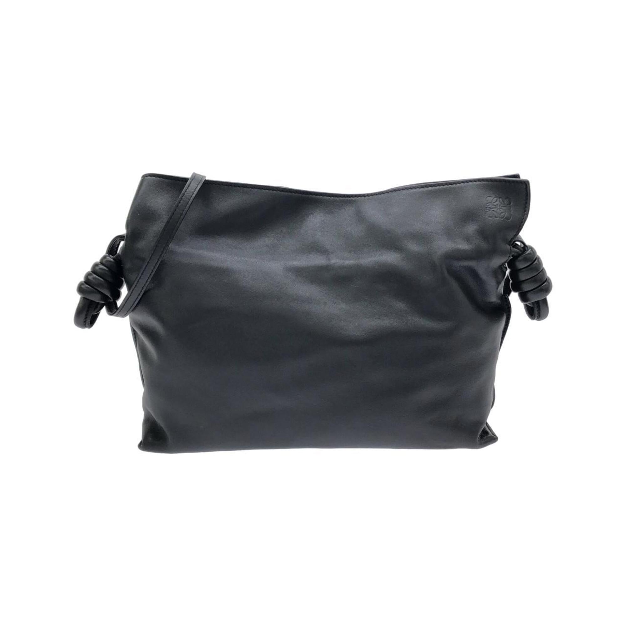 Loewe Black Leather Handbag (Pre-Owned)