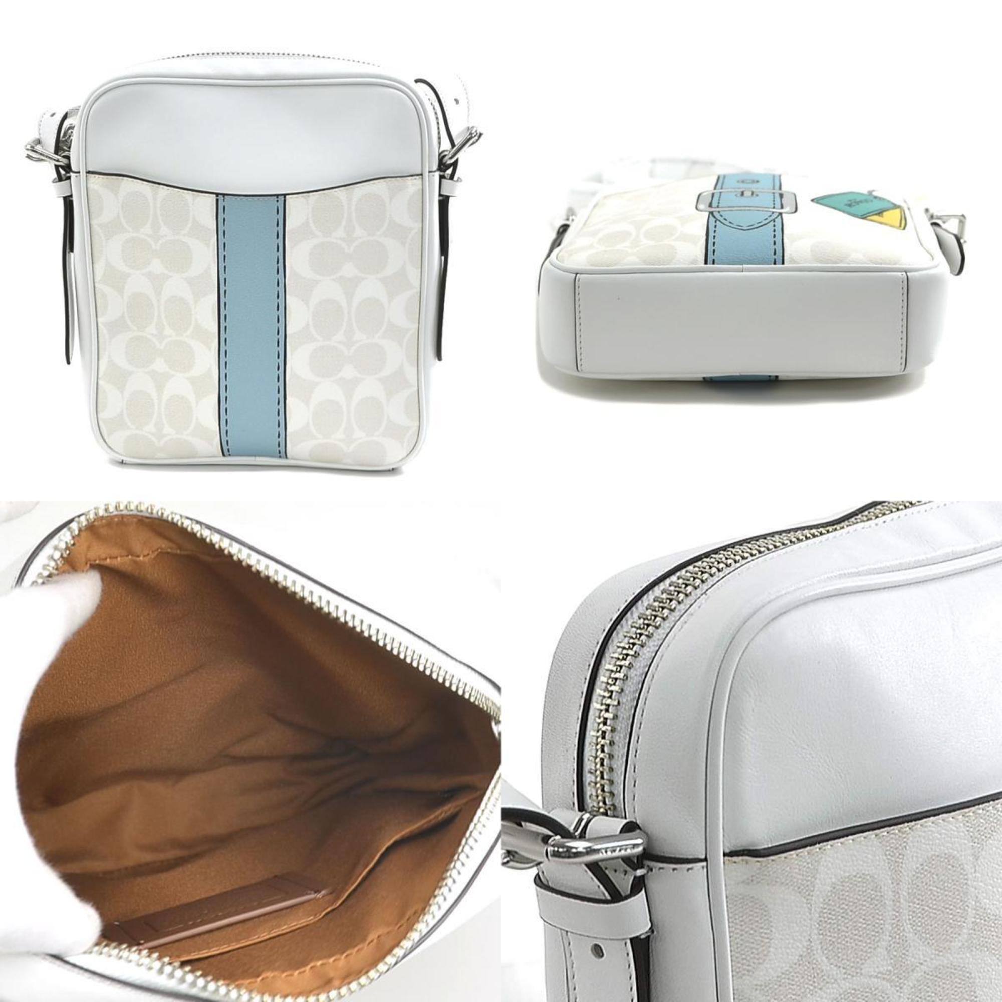 Coach White Leather Shoulder Bag (Pre-Owned)