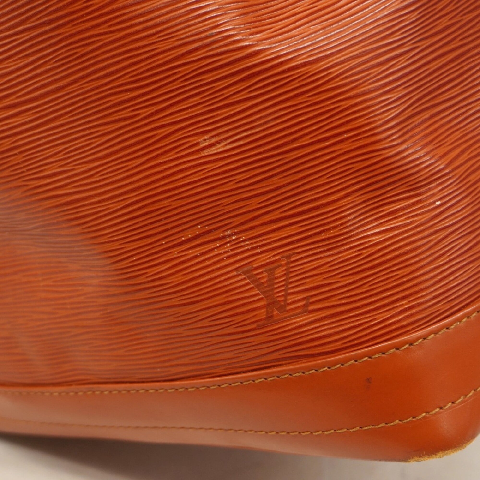 Louis Vuitton Kenyan Brown Shoulder Bag (Pre-Owned)