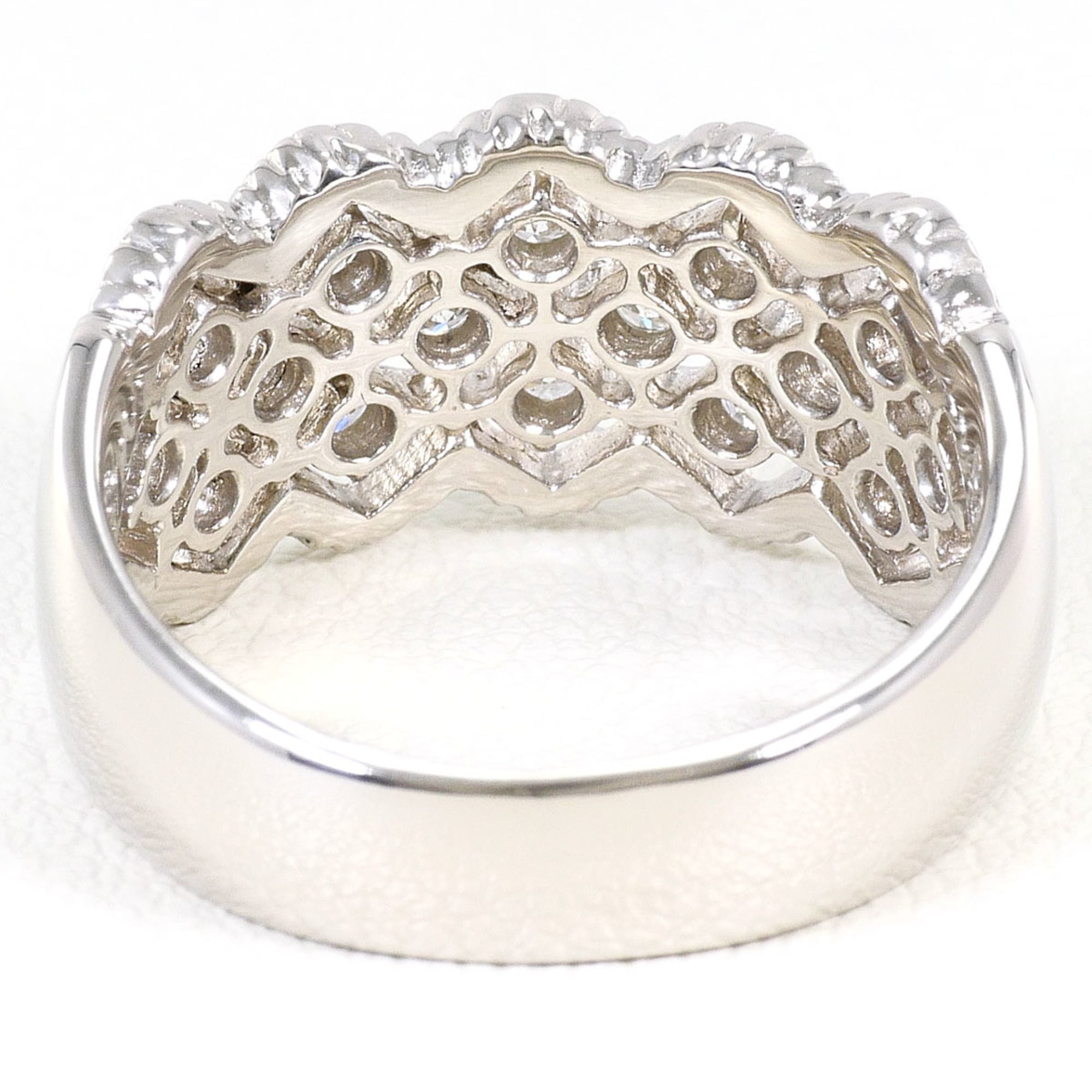 Unbranded Platinum Platinum 900 Band Ring (Pre-Owned)