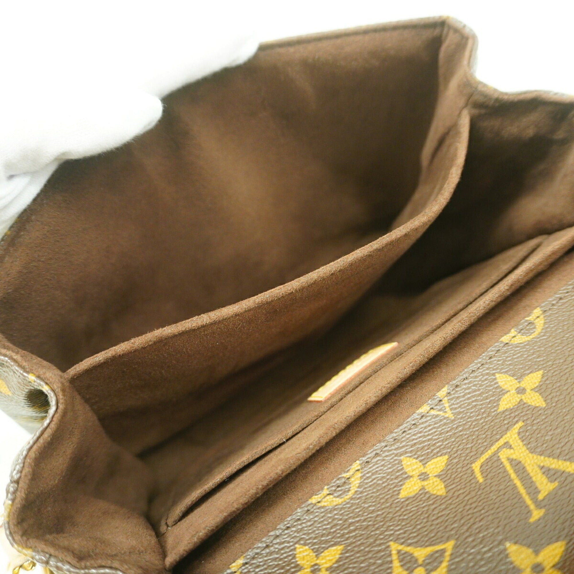 Louis Vuitton Brown Handbag (Pre-Owned)