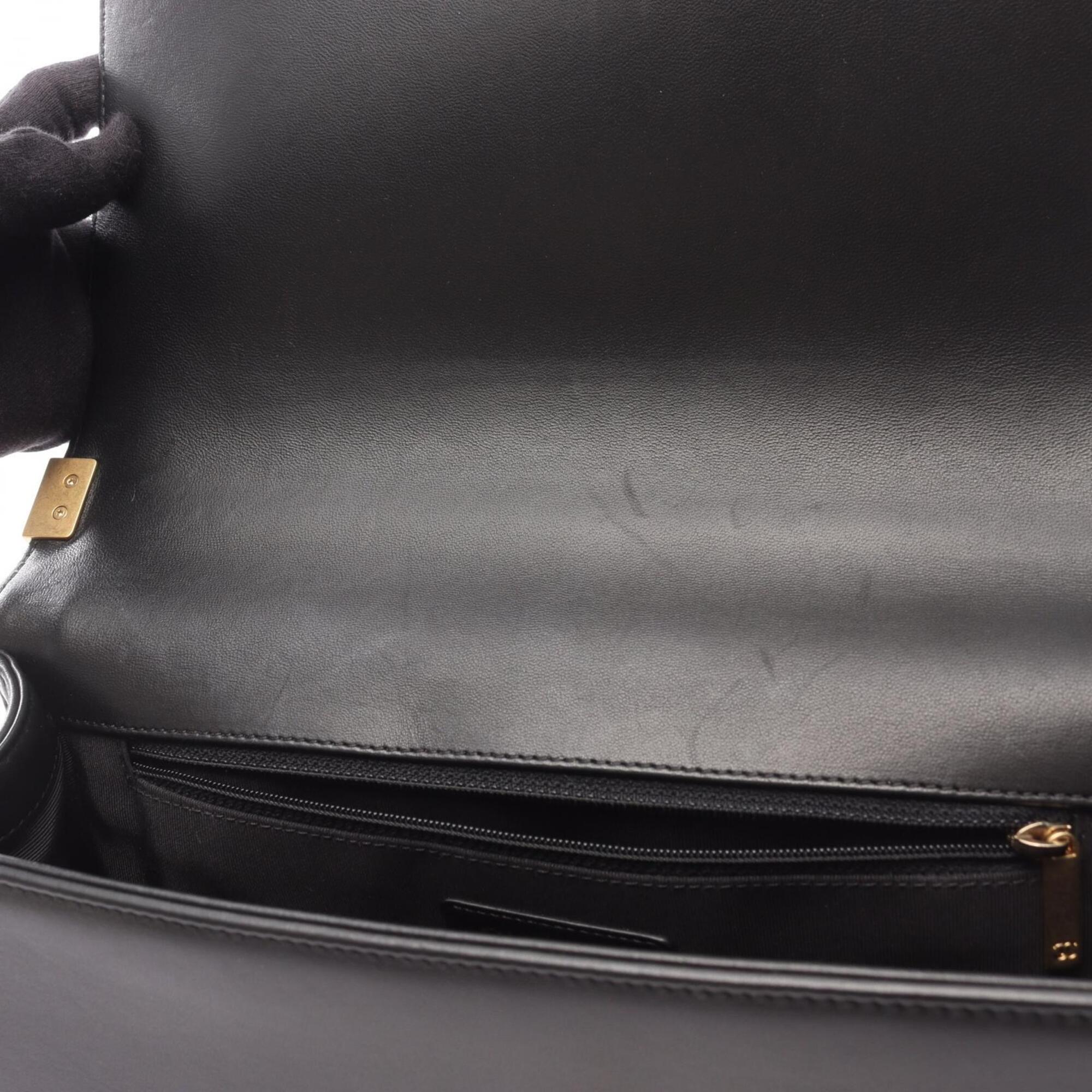 Chanel Black Leather Handbag Shoulder Bag (Pre-Owned)