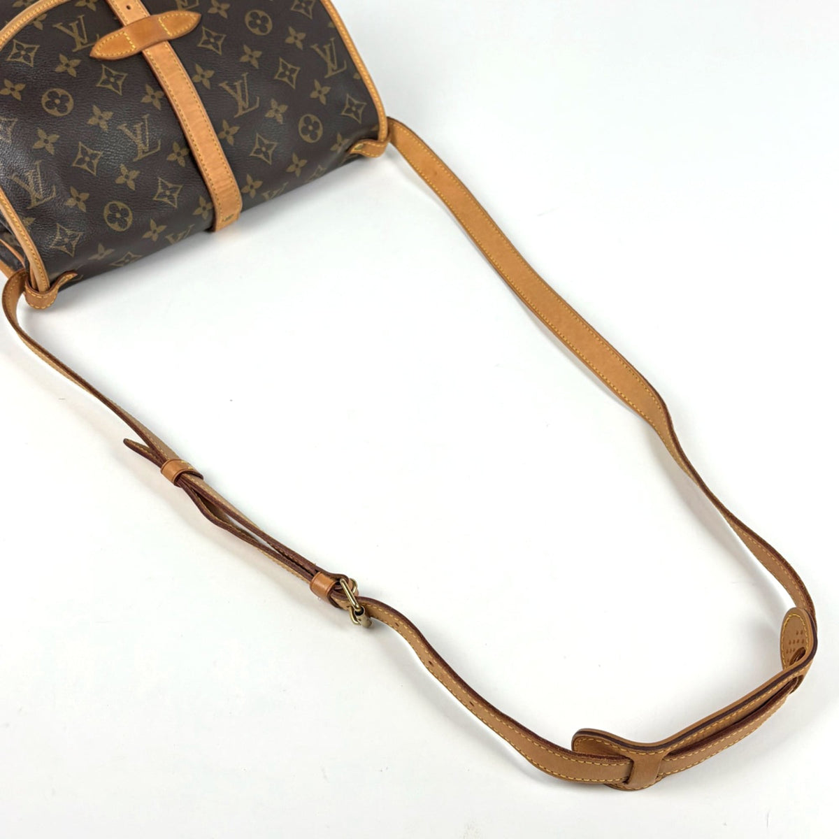 Louis Vuitton Brown Monogram Shoulder Bag (Pre-Owned)