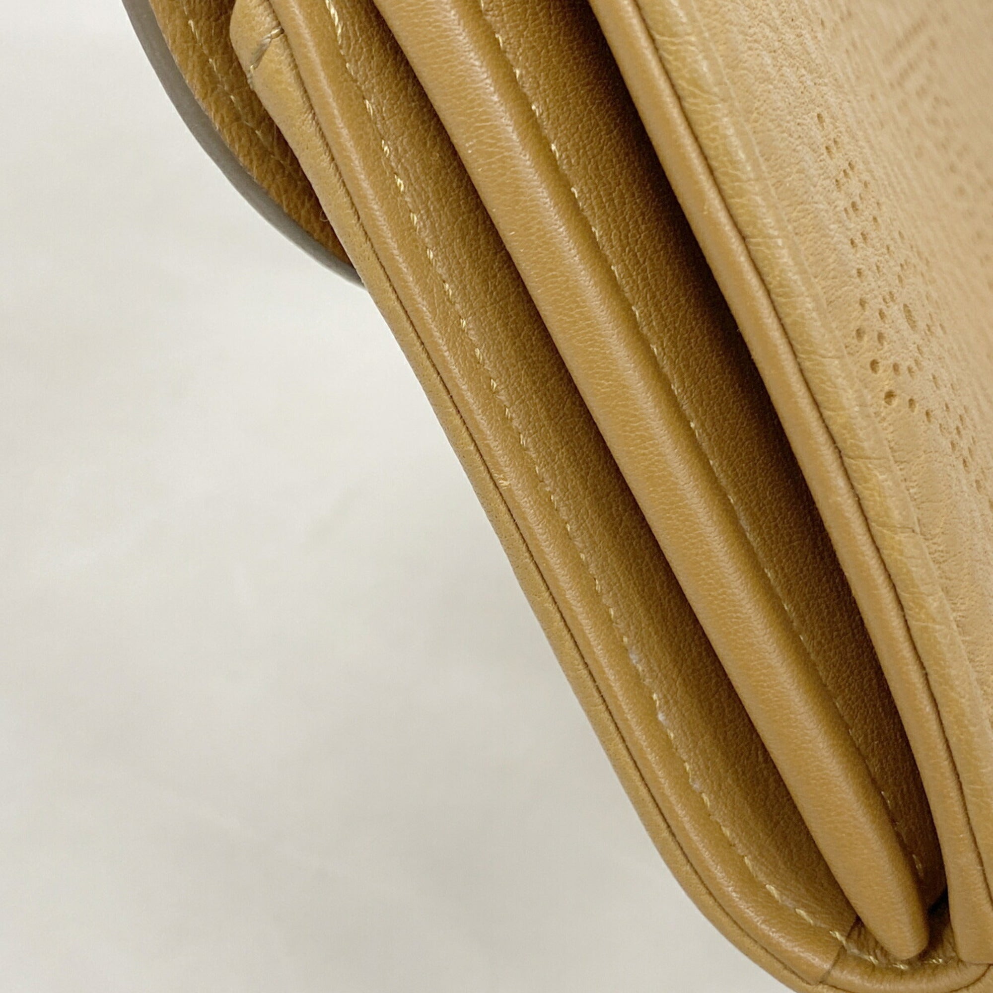 Louis Vuitton Caramel Long Wallet (Bi-Fold) (Pre-Owned)