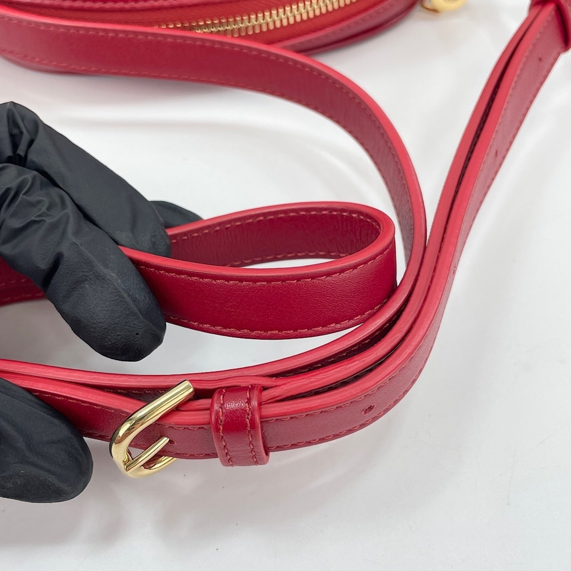 Celine Red Color Shoulder Bag (Pre-Owned)