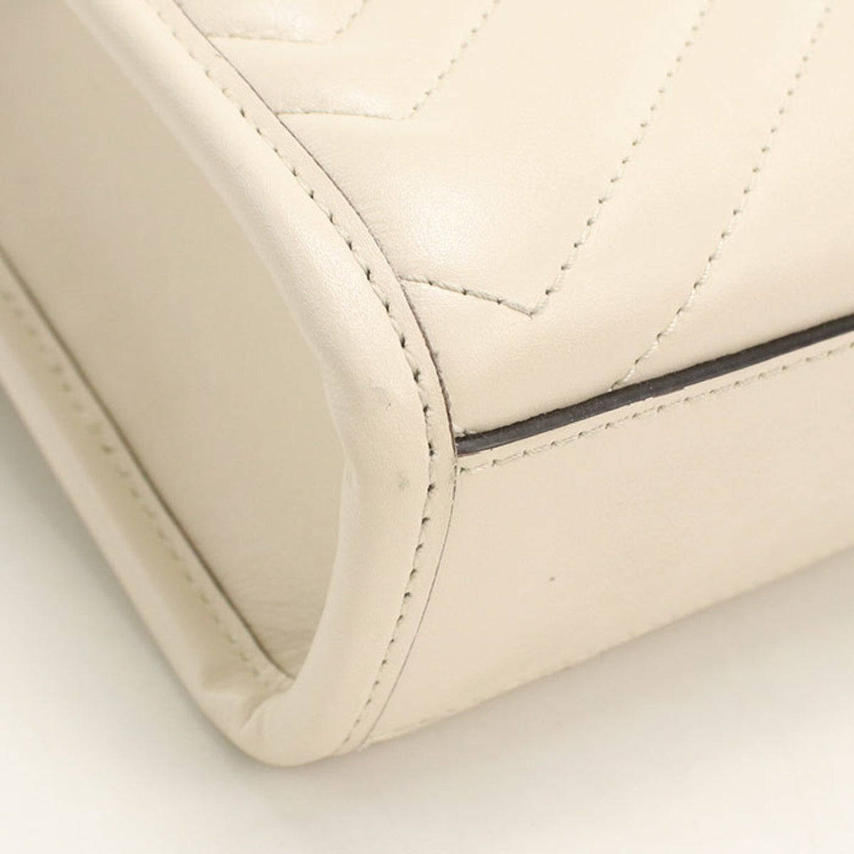 Gucci White Leather Handbag (Pre-Owned)