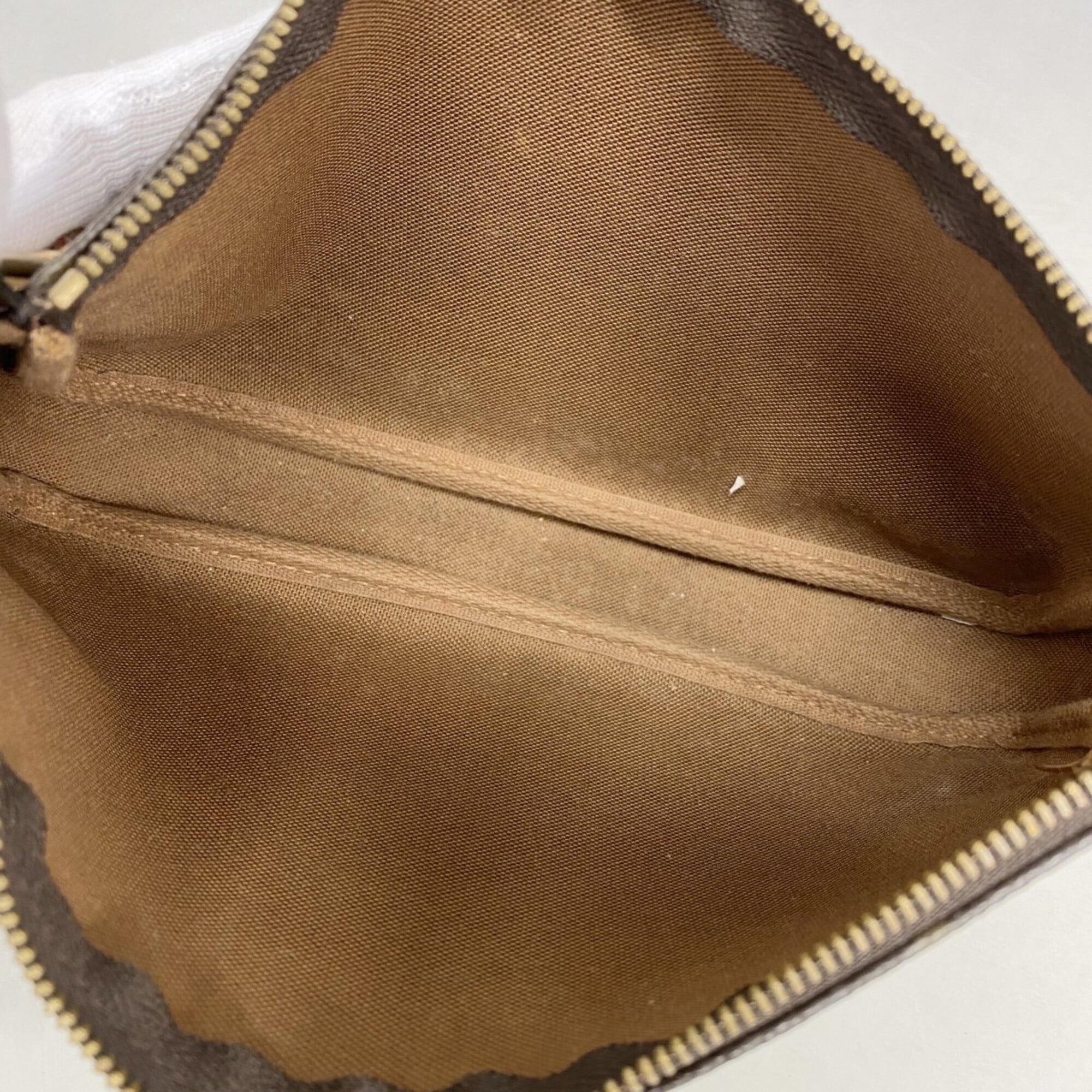 Louis Vuitton Brown Pouch (Pre-Owned)