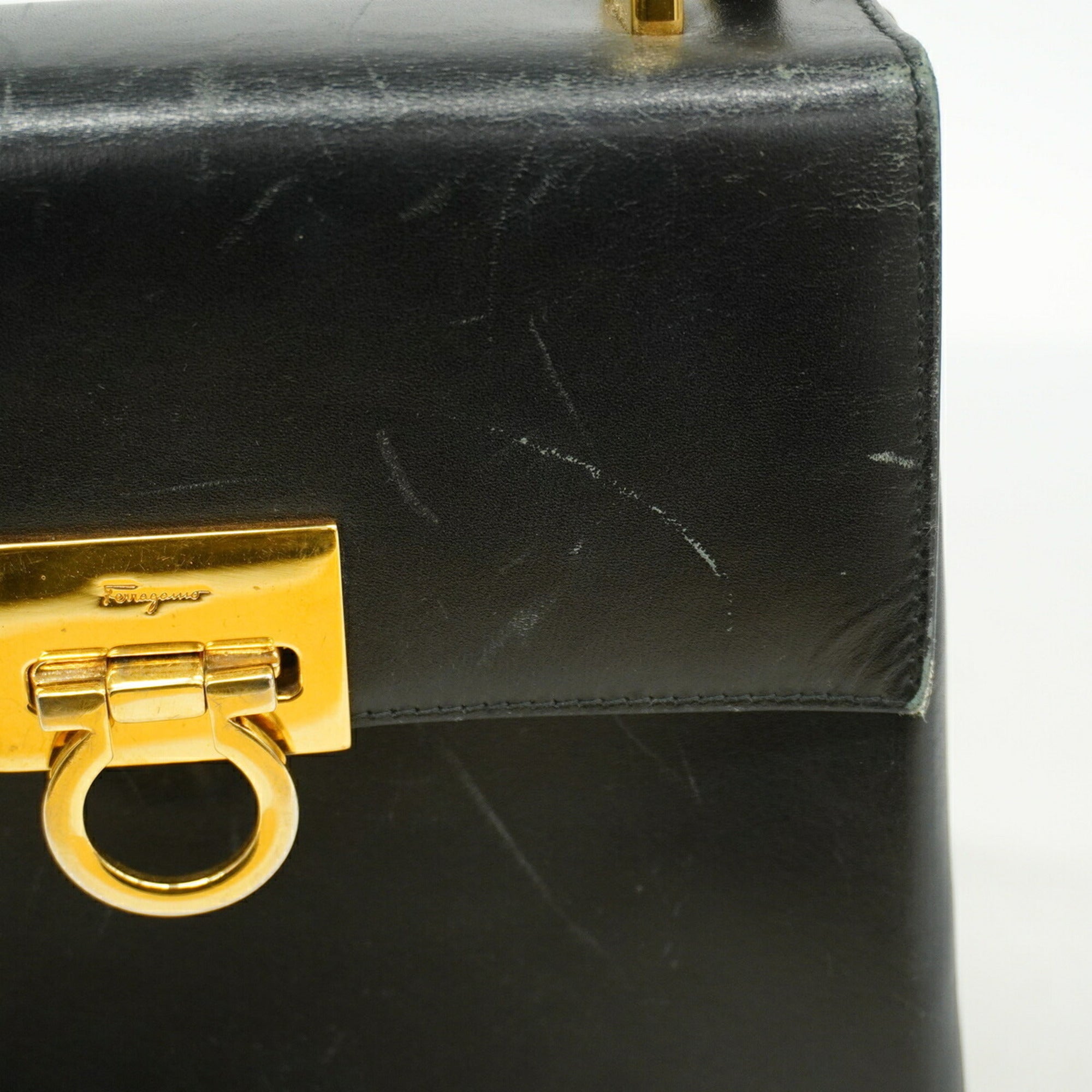 Salvatore Ferragamo Black Leather Handbag (Pre-Owned)