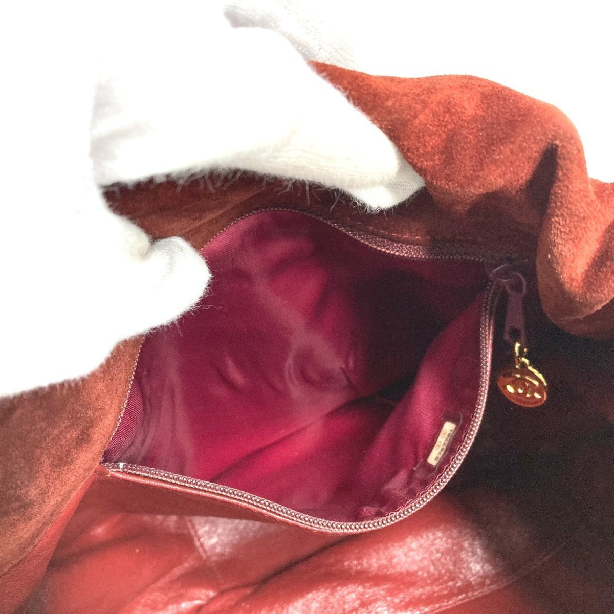 Chanel Red Color Suede Handbag Shoulder Bag (Pre-Owned)