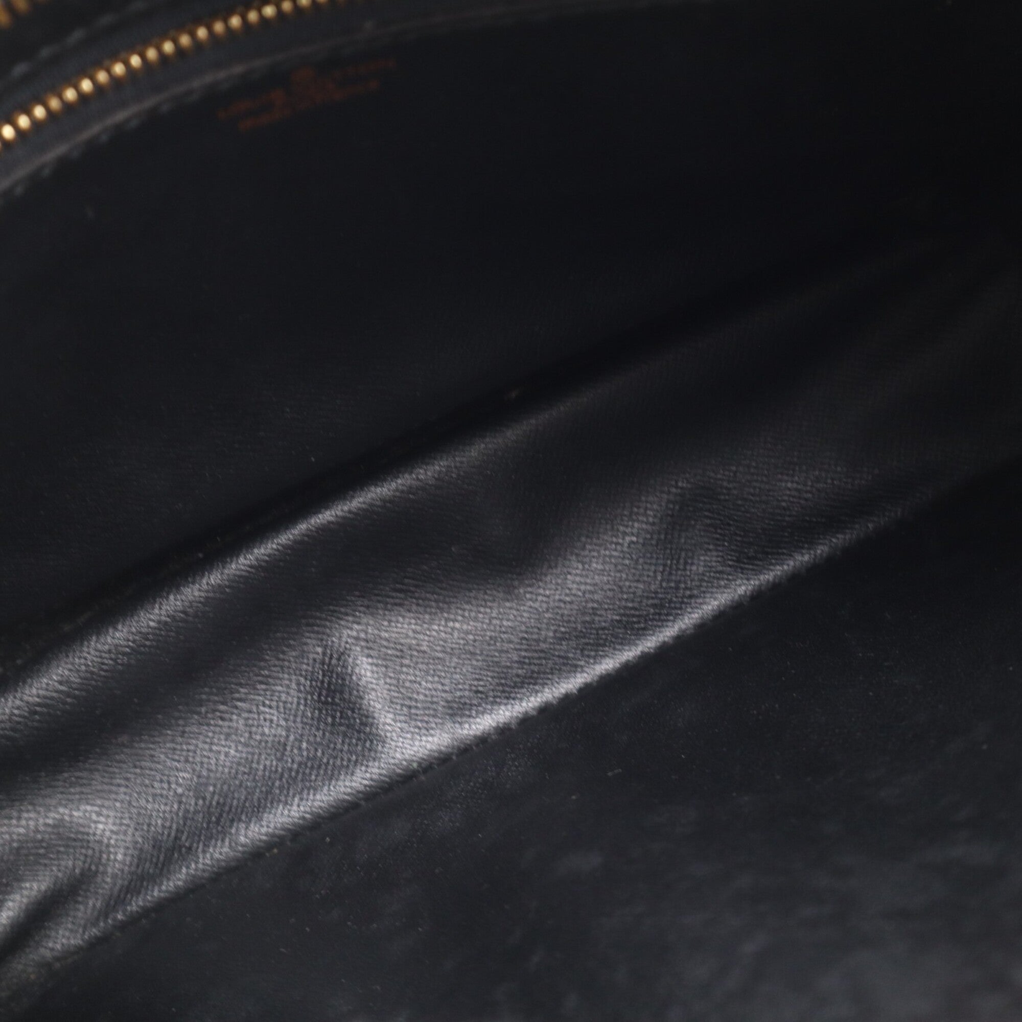 Louis Vuitton Epi Black Noir Leather Shoulder Bag (Pre-Owned)