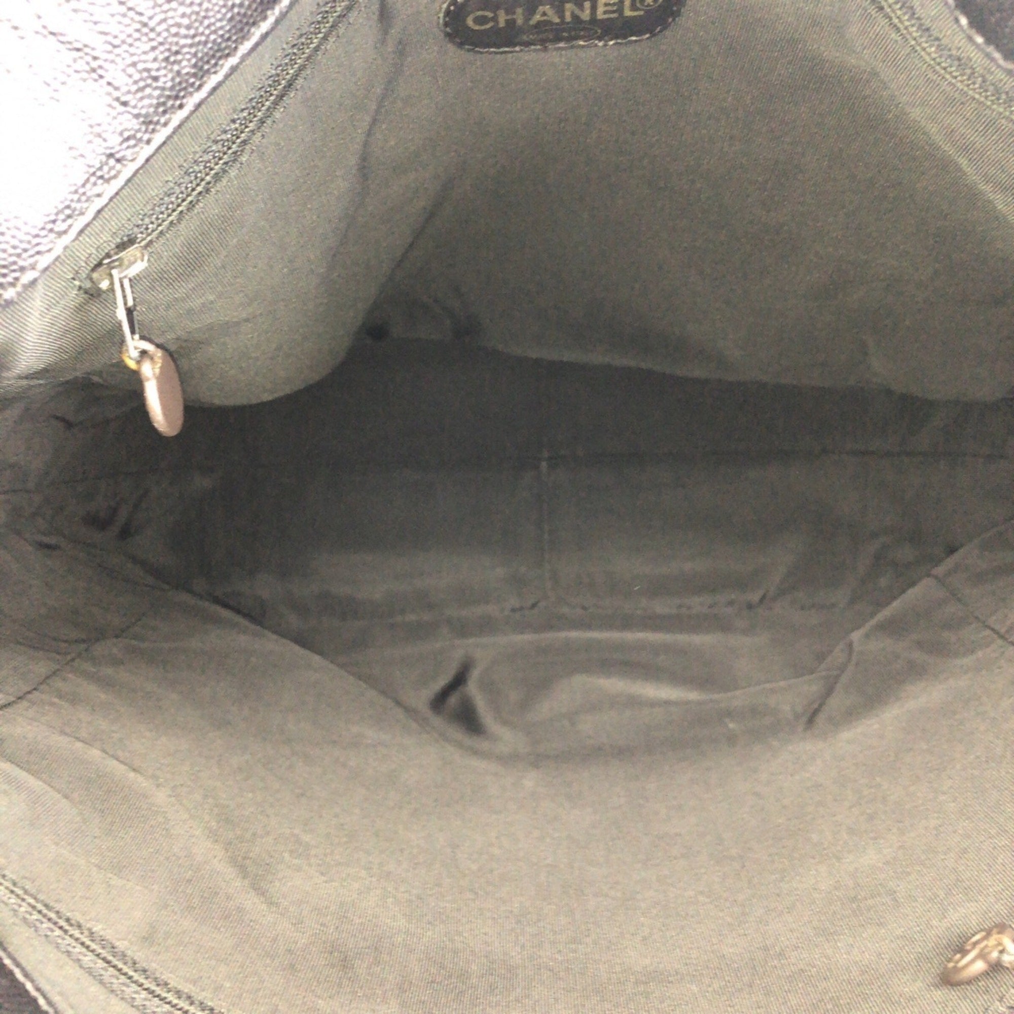 Chanel Black Grained Calfskin Shoulder Bag Tote Bag (Pre-Owned)