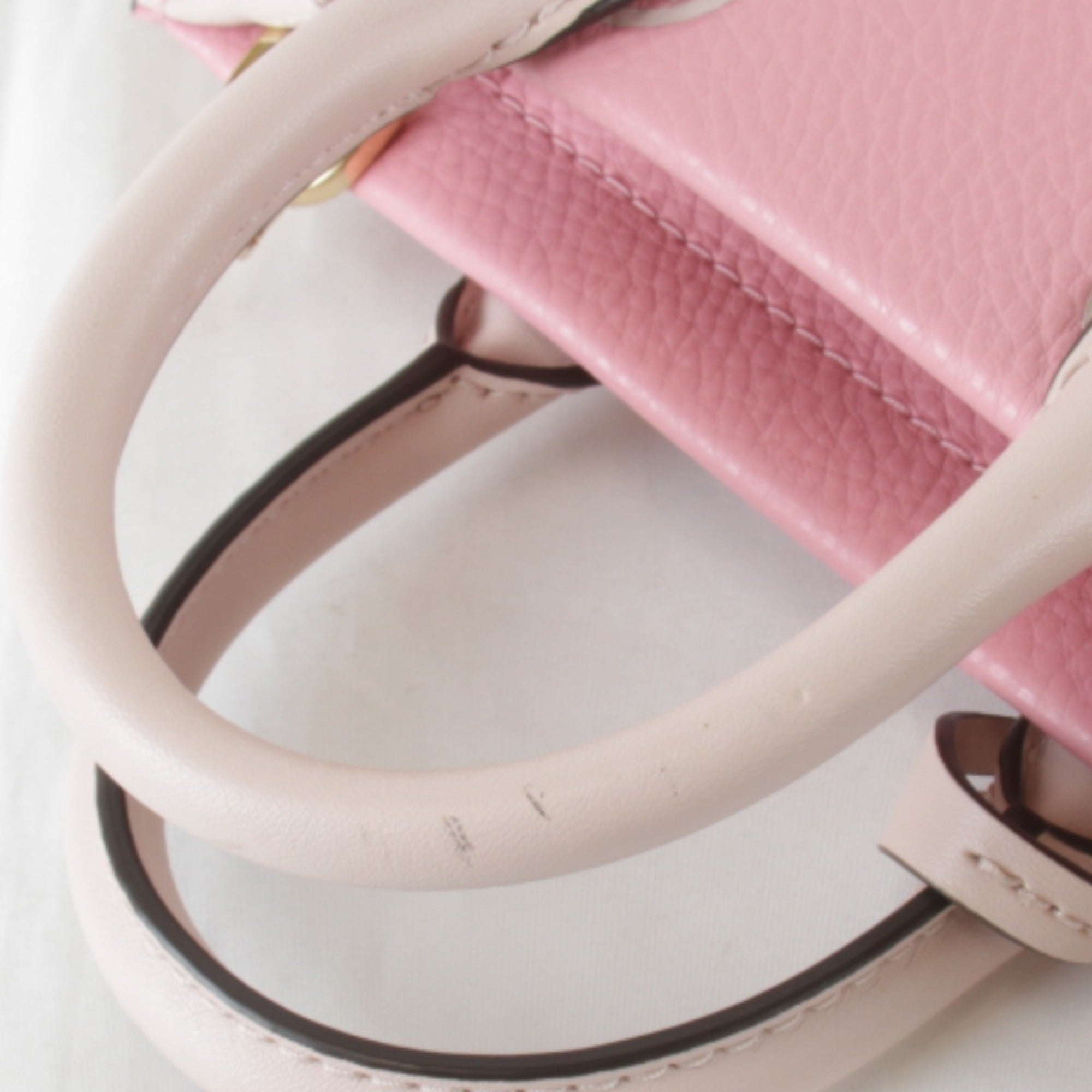 Michael Kors Pink Leather Shoulder Bag (Pre-Owned)