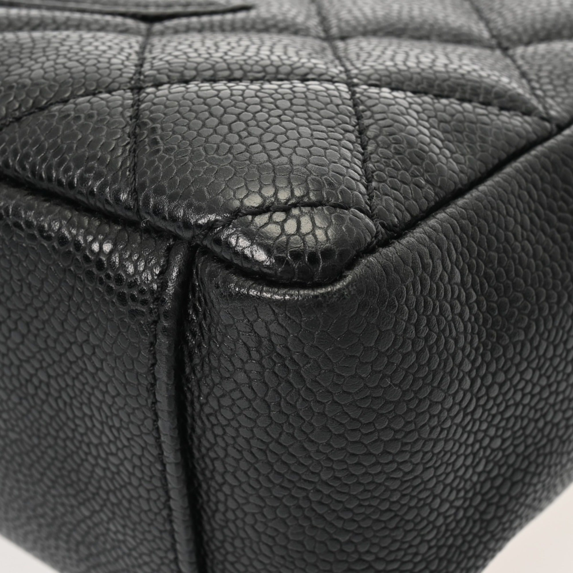 Chanel Black Grained Calfskin Tote Bag (Pre-Owned)