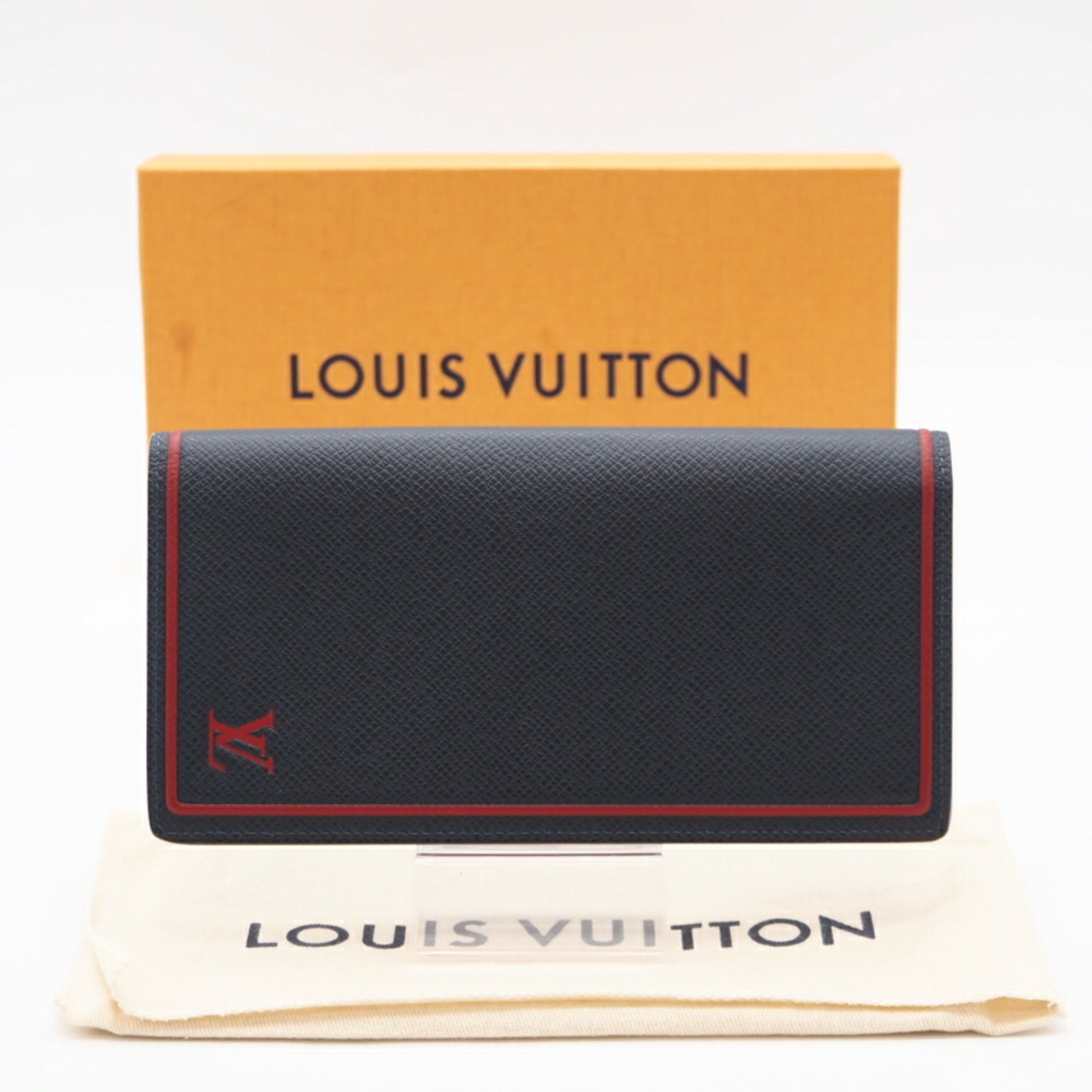 Louis Vuitton Taiga Blue Red Color Leather Long Wallet (Bi-Fold) (Pre-Owned)