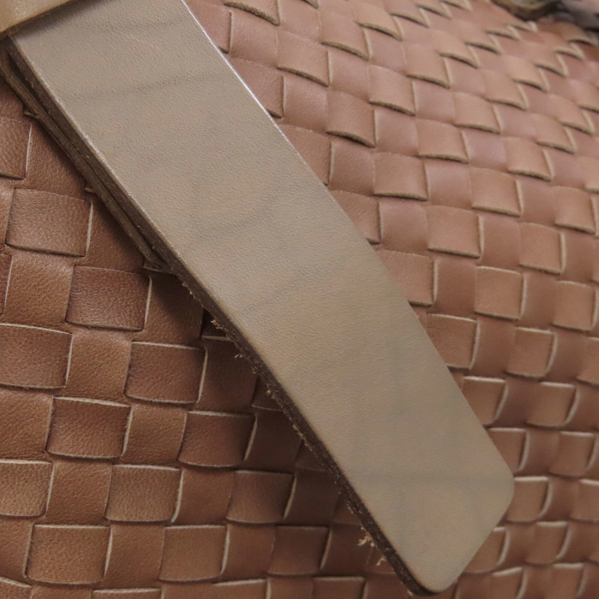 Bottega Veneta Brown Leather Handbag (Pre-Owned)
