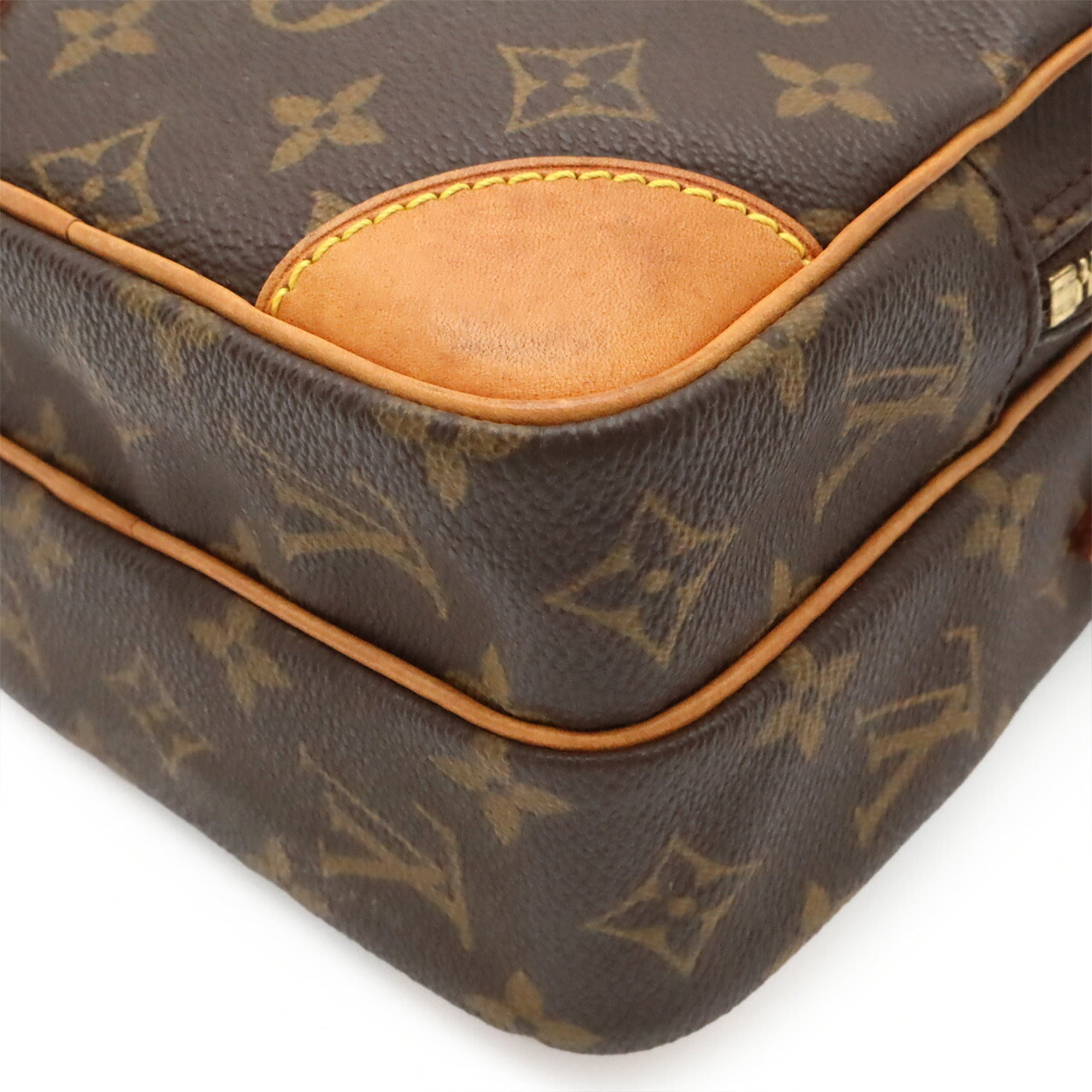 Louis Vuitton Brown Monogram Canvas Pochette Shoulder Bag (Pre-Owned)