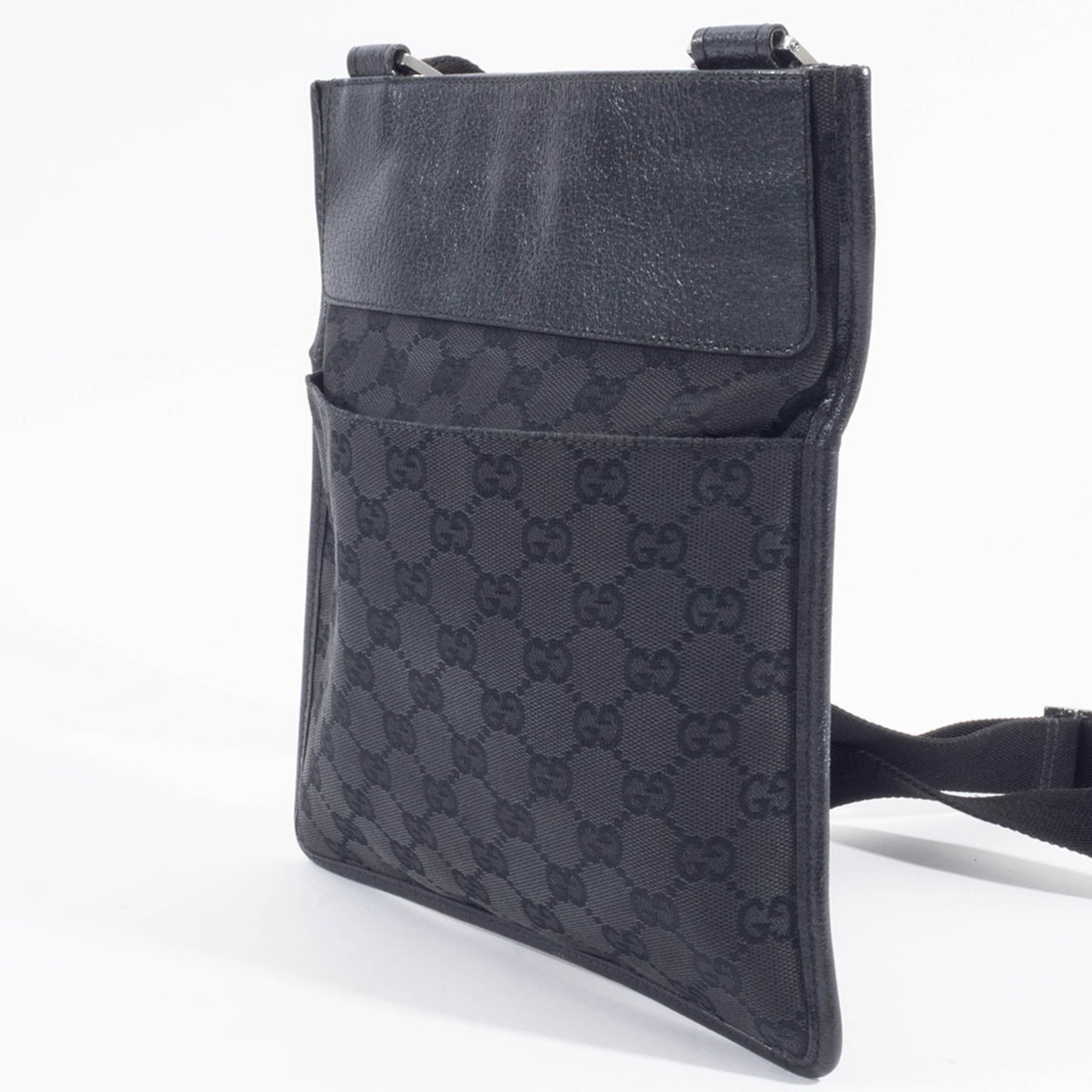 Gucci Gg Canvas Black Gg Canvas Leather Shoulder Bag (Pre-Owned)