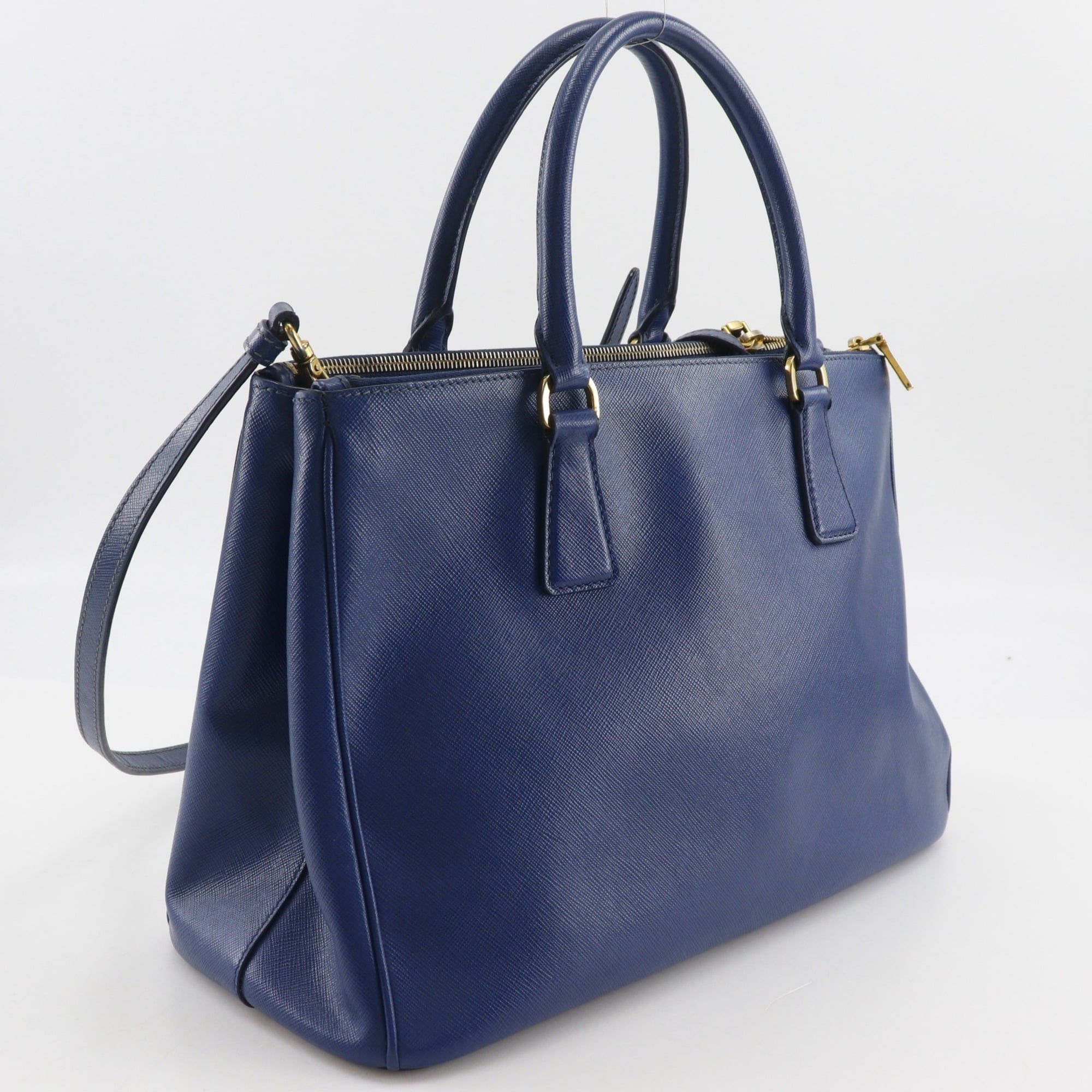 Prada Blue Saffiano Tote Bag (Pre-Owned)