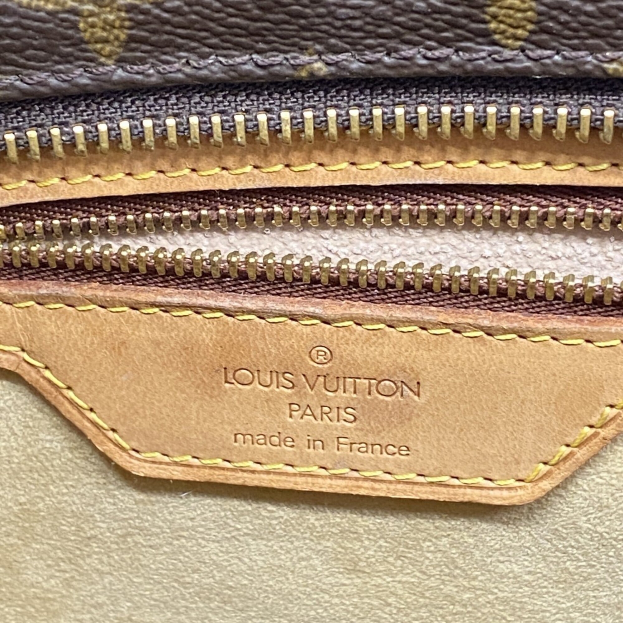 Louis Vuitton Brown Tote Bag (Pre-Owned)