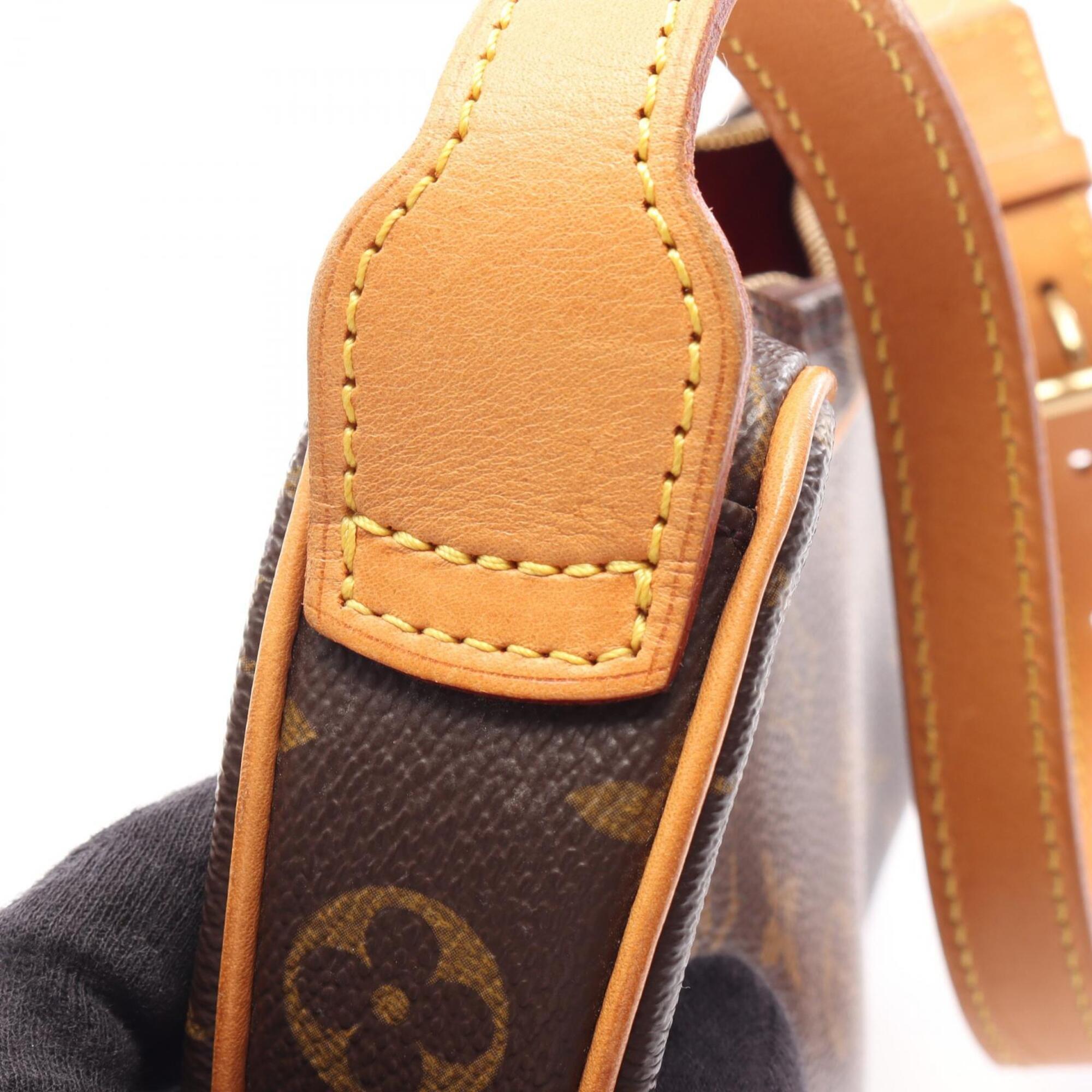 Louis Vuitton Brown Pvc Coated Canvas Leather Handbag Pochette Shoulder Bag (Pre-Owned)