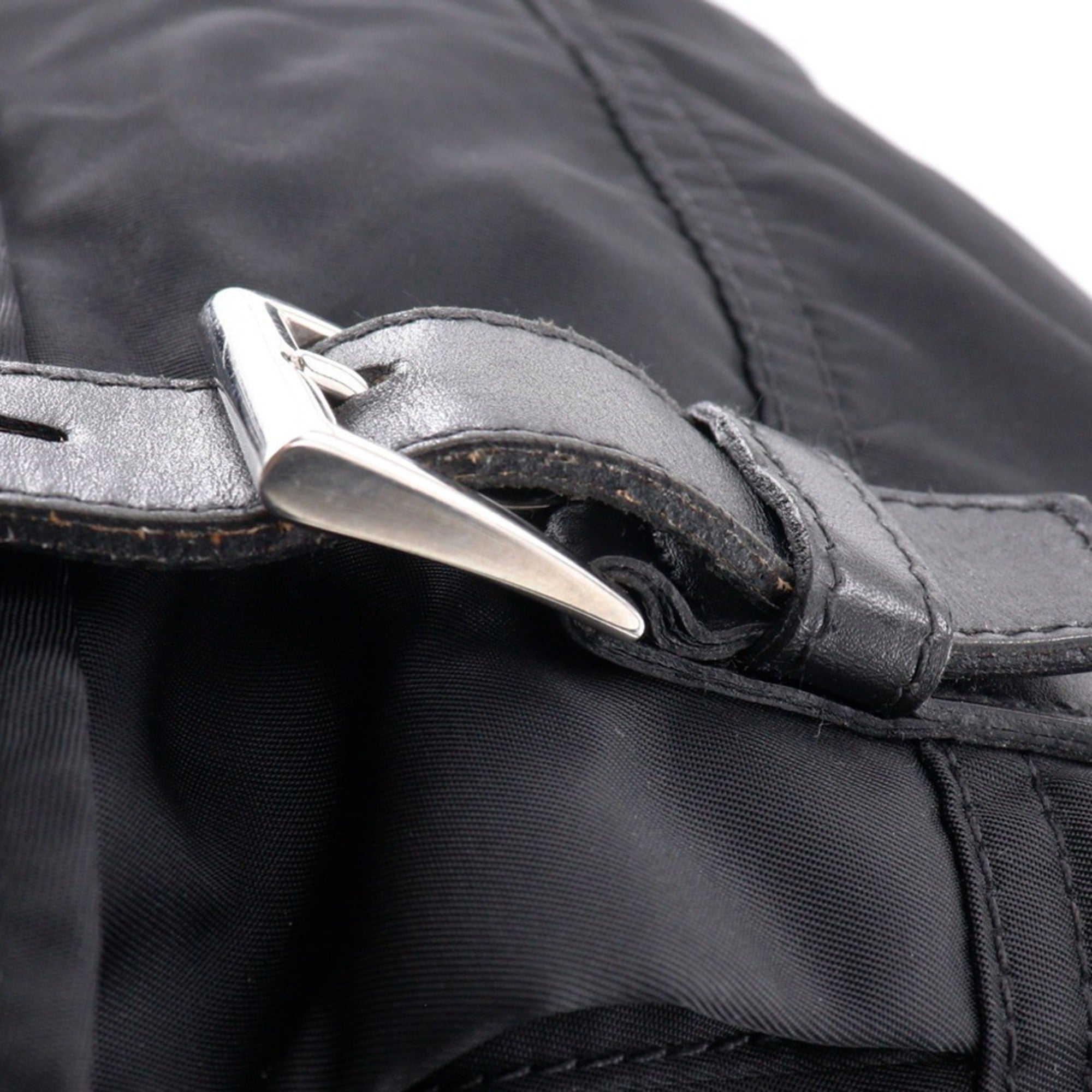 Prada Black Nero Nylon Shoulder Bag (Pre-Owned)